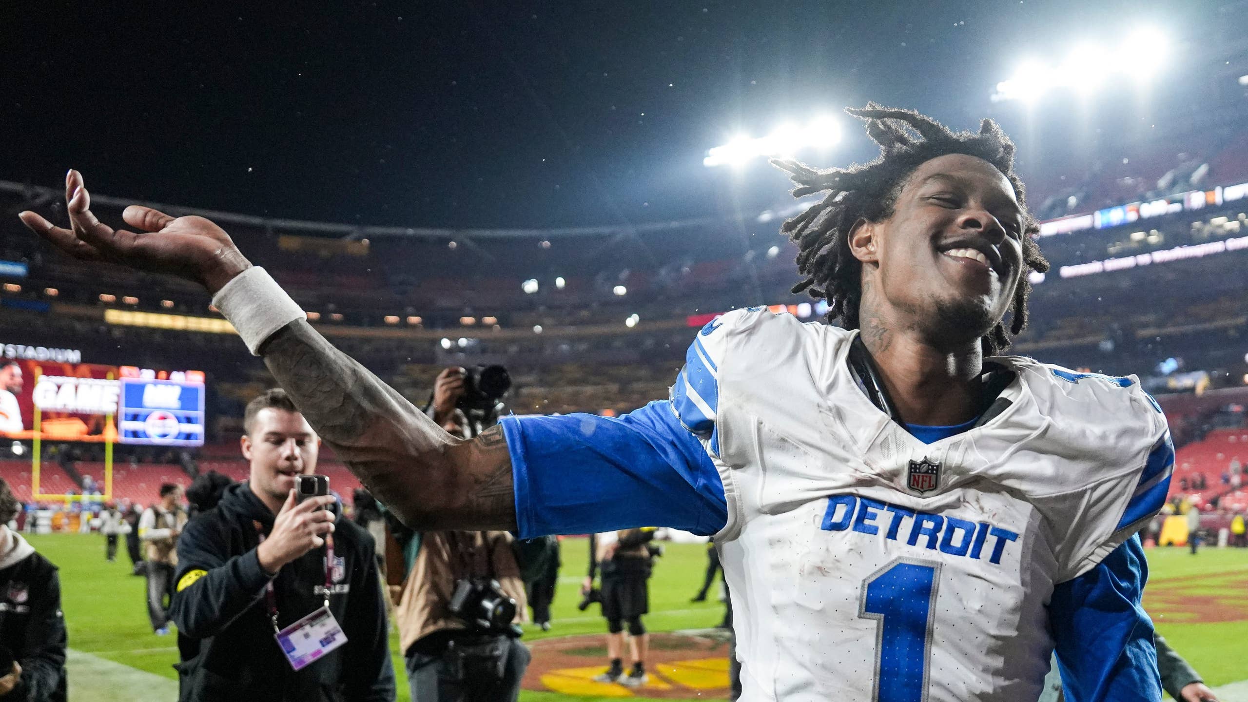 2560x1440 Lions Star Jameson Williams Shows True Character Before Thanksgiving Game