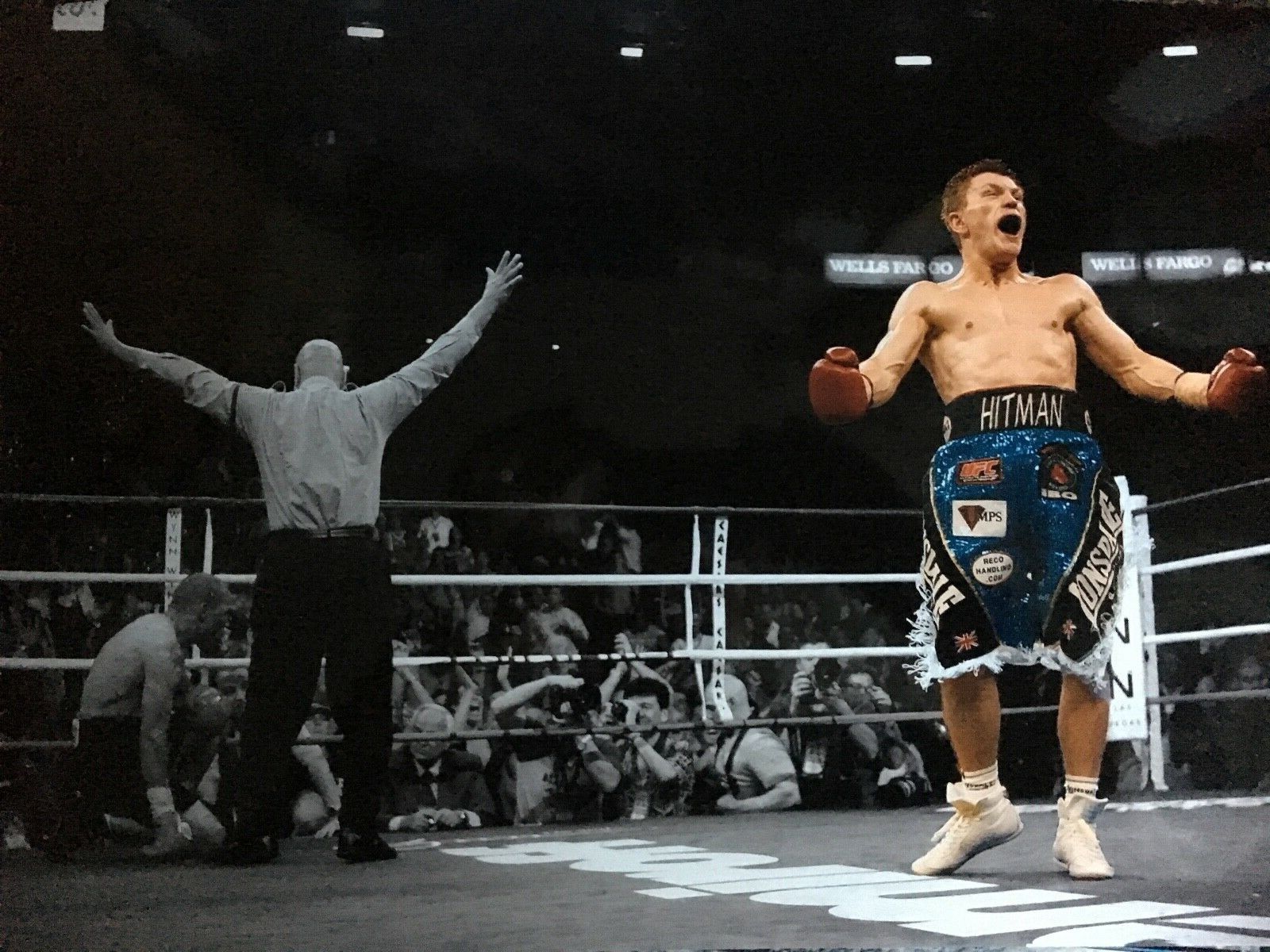 1600x1200 RICKY HATTON WORLD CHAMPION BOXER LARGE UNSIGNED PHOTOGRAPH