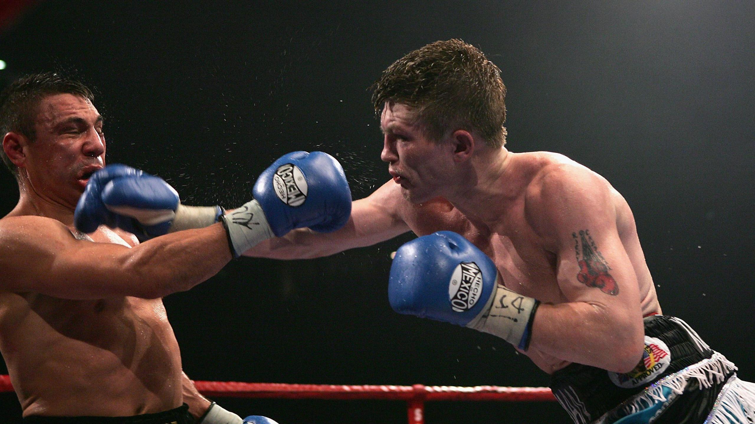 2560x1440 Ricky Hatton death: 'Etched in British sporting folklore' boxing career in picture