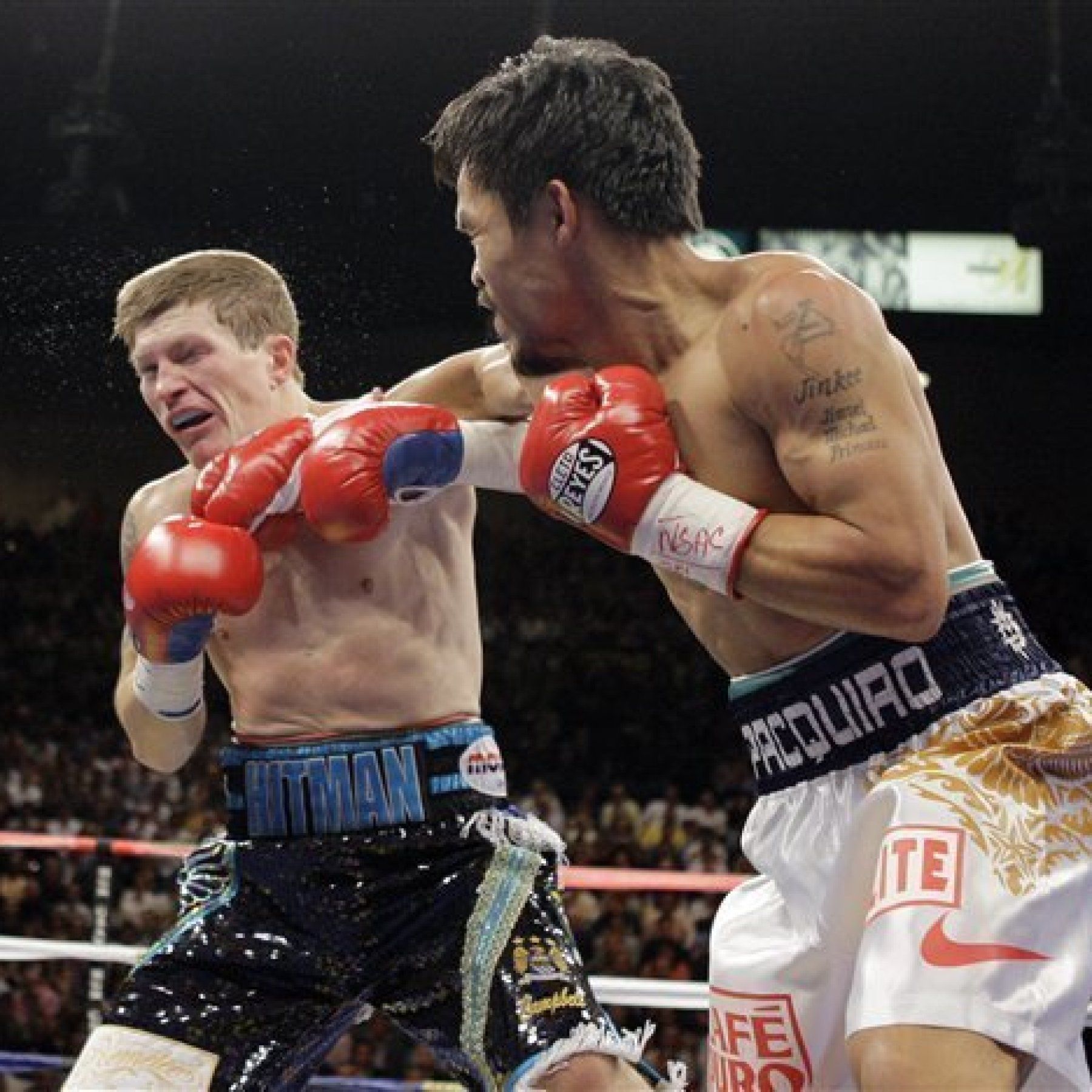1800x1800 Pacquiao Stuns Hatton With Second Round KO