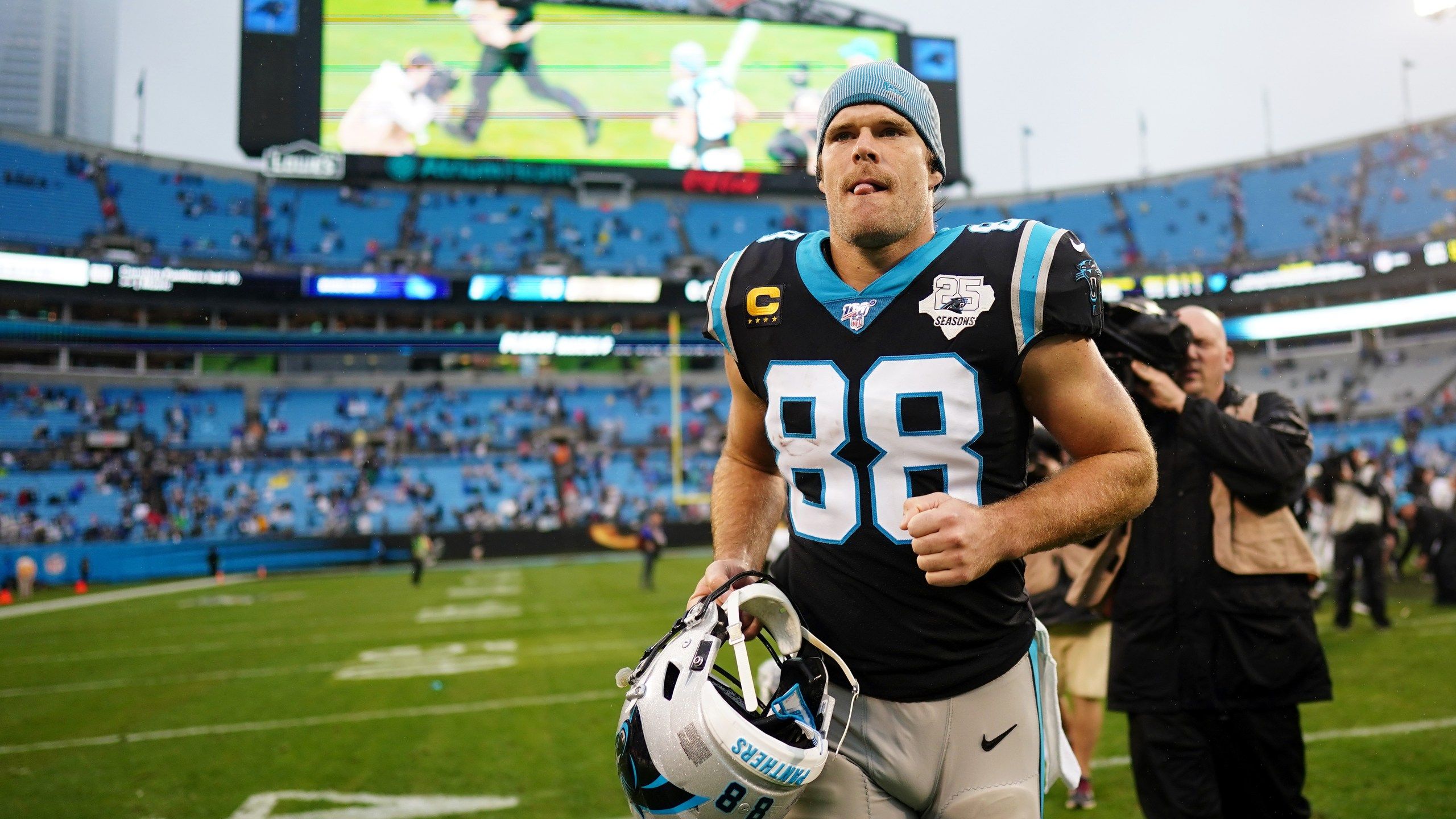 2560x1440 Former Panther Greg Olsen retires