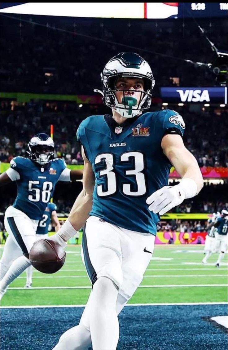 736x1129 Cooper dejean wallpaper. Eagles aesthetic football, Zach ertz wallpaper, Hot football players