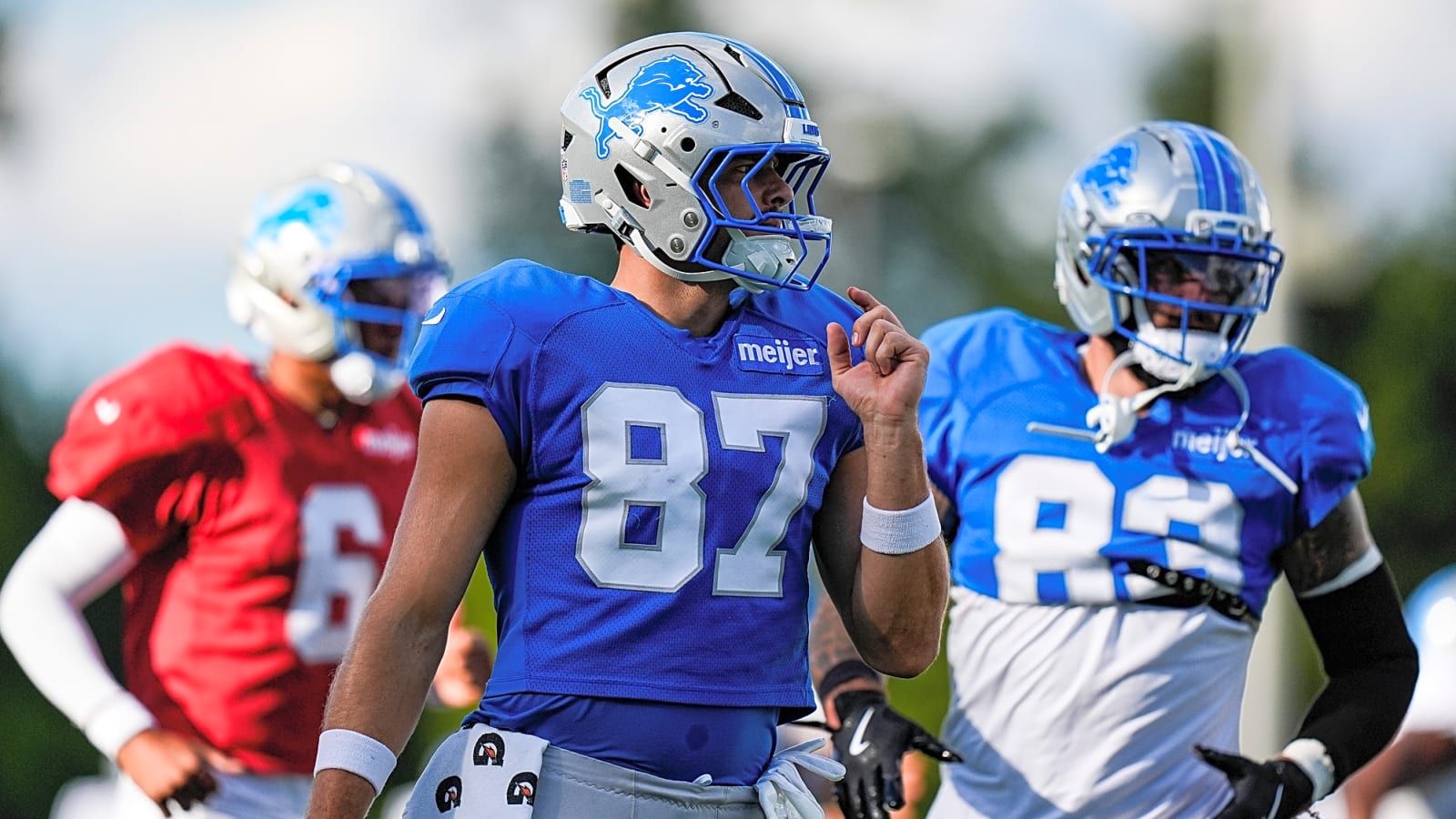 1600x900 Lions Still Aiming For Sam LaPorta, Brian Branch Extensions