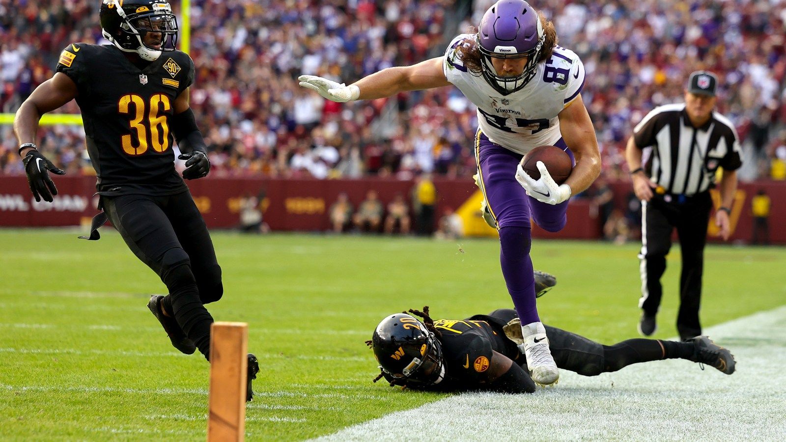1600x900 T.J. Hockenson makes immediate impact in Vikings' win