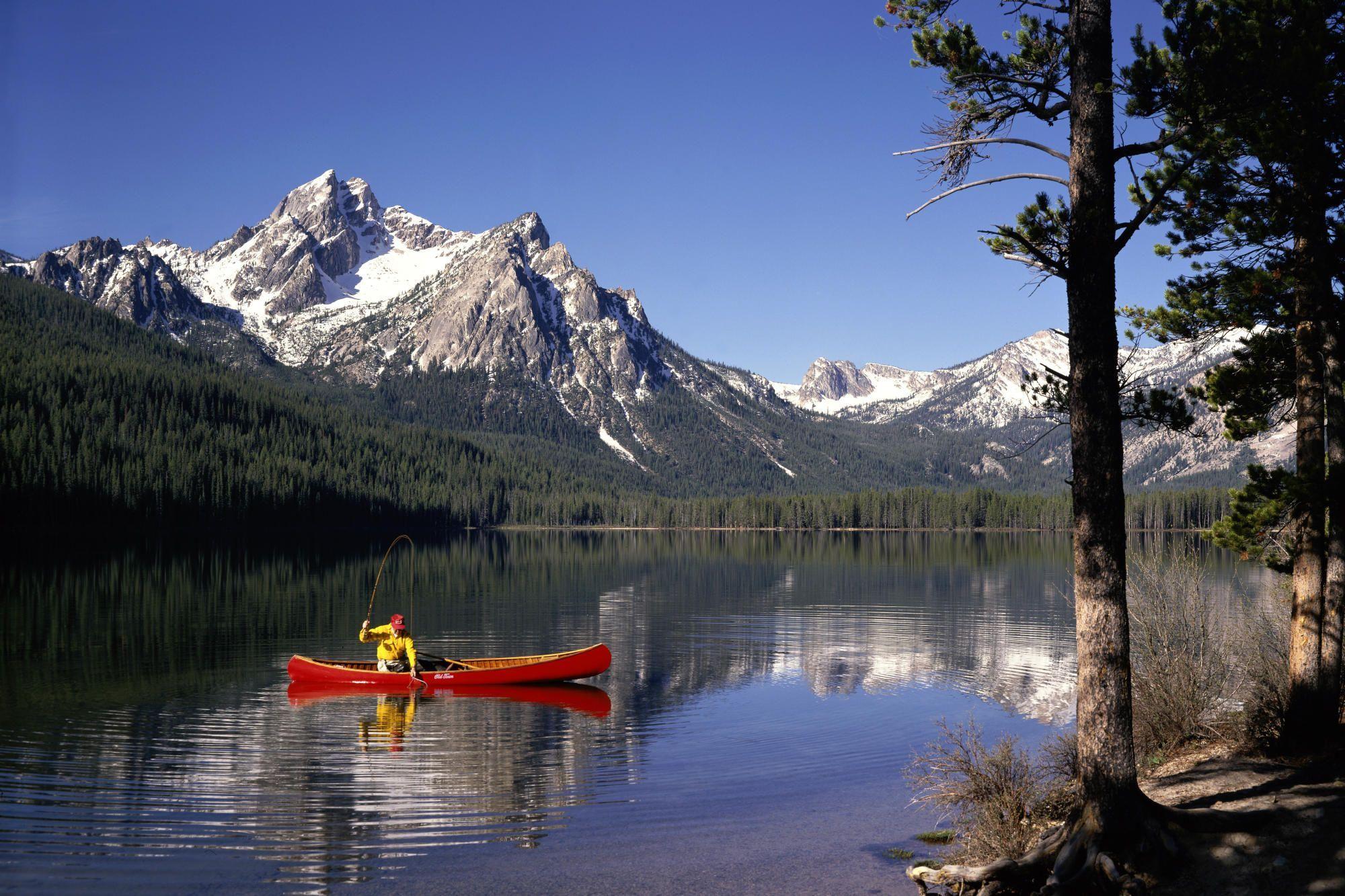 2000x1333 Fishing at Stanley Lake Sawtooth National Recreation Area Idaho HD Wallpaper. Kayaking, Fishing picture, Gull lake