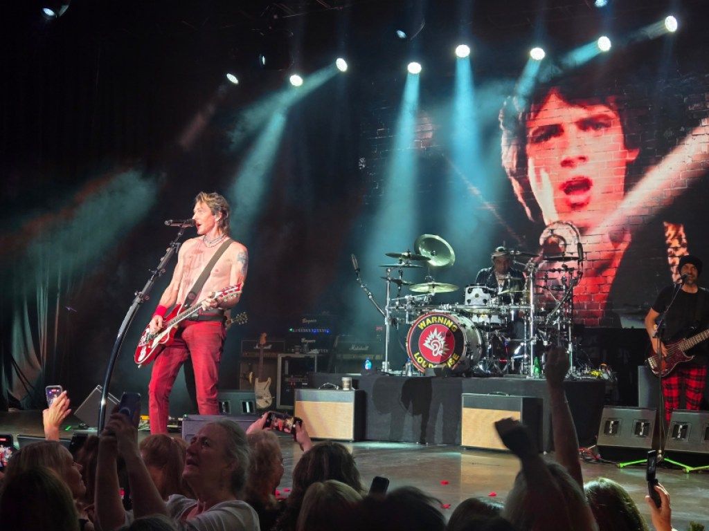 1024x768 One Wonder Hit Santa Barbara Independent