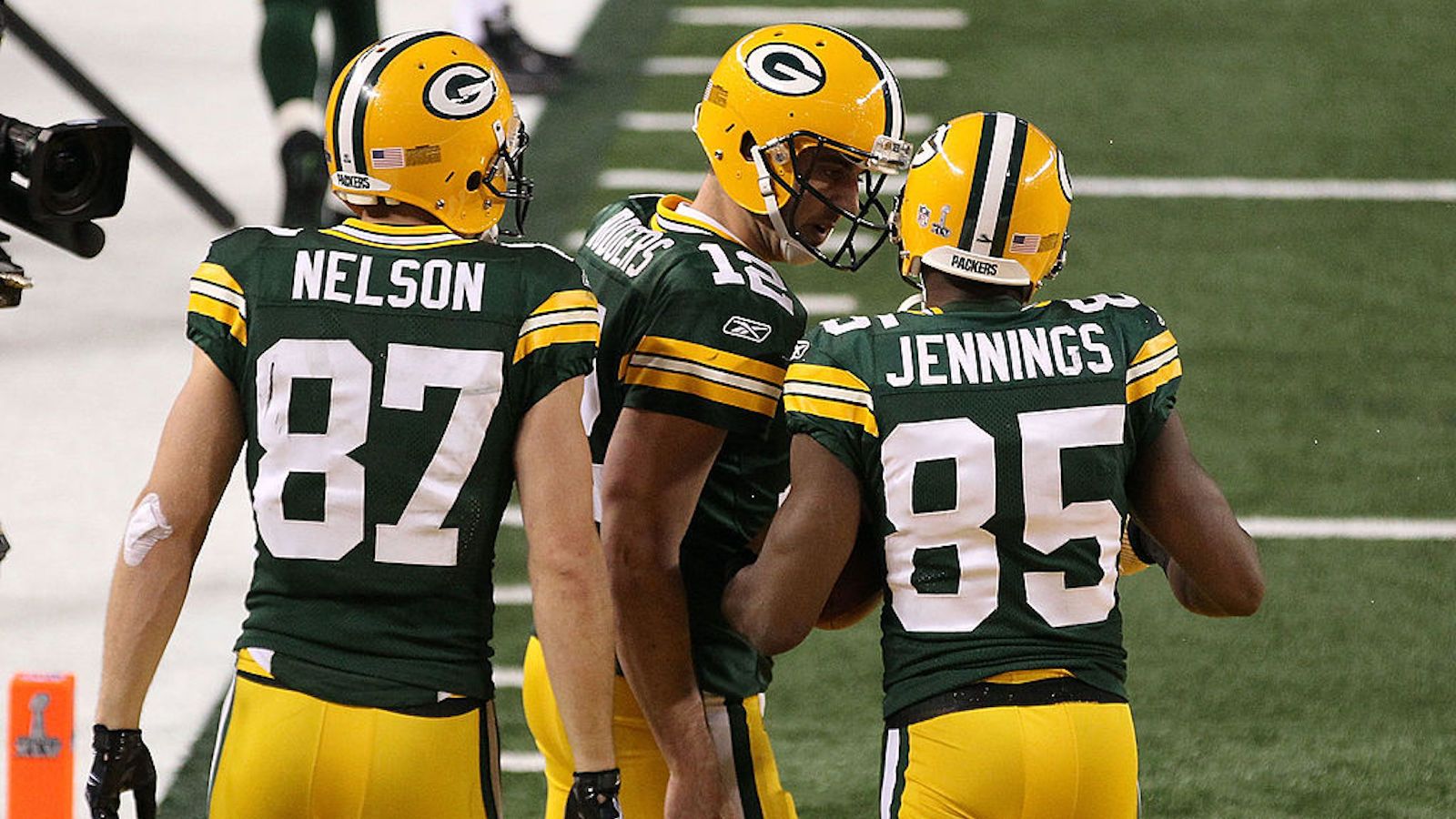 1600x900 Which Of Aaron Rodgers' Buddies Should The Jets Bring In Next?