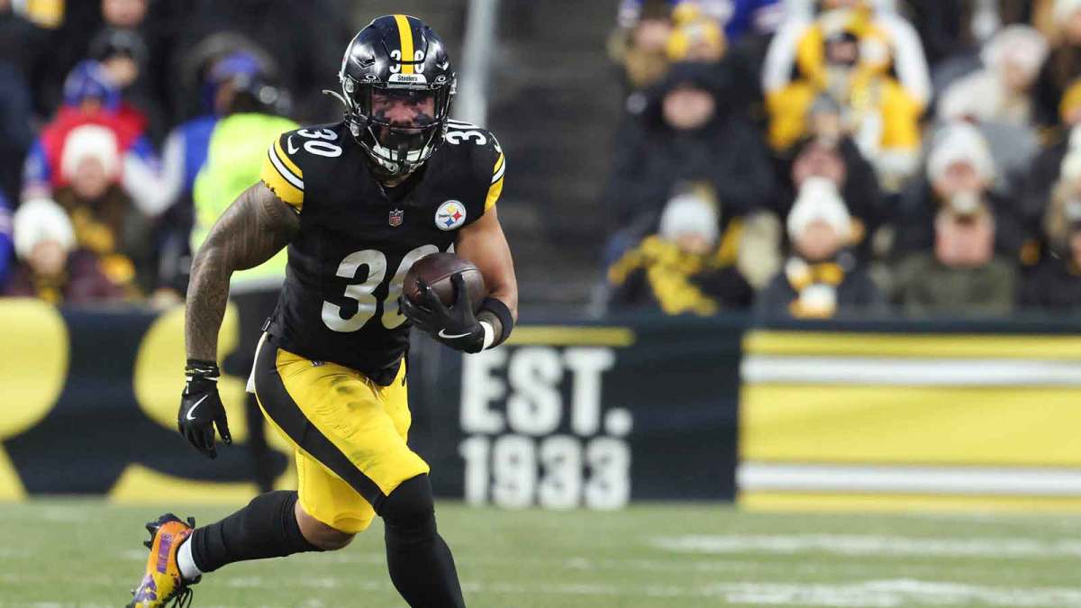 1200x675 Steelers news: Jaylen Warren officially active for MNF vs. Dolphins