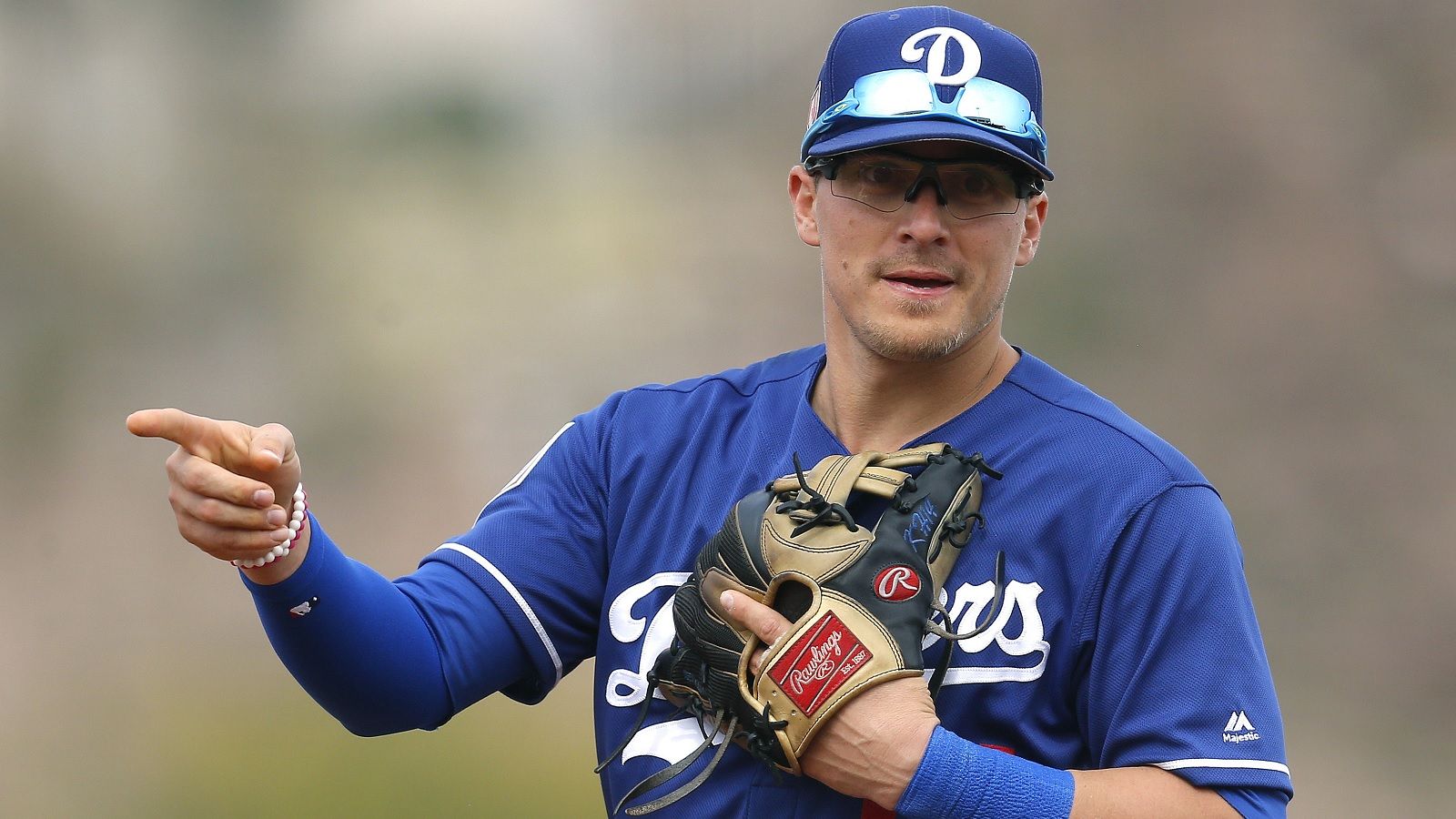 1600x900 Kiké Hernandez complains after Dodgers censor his bawdy hat