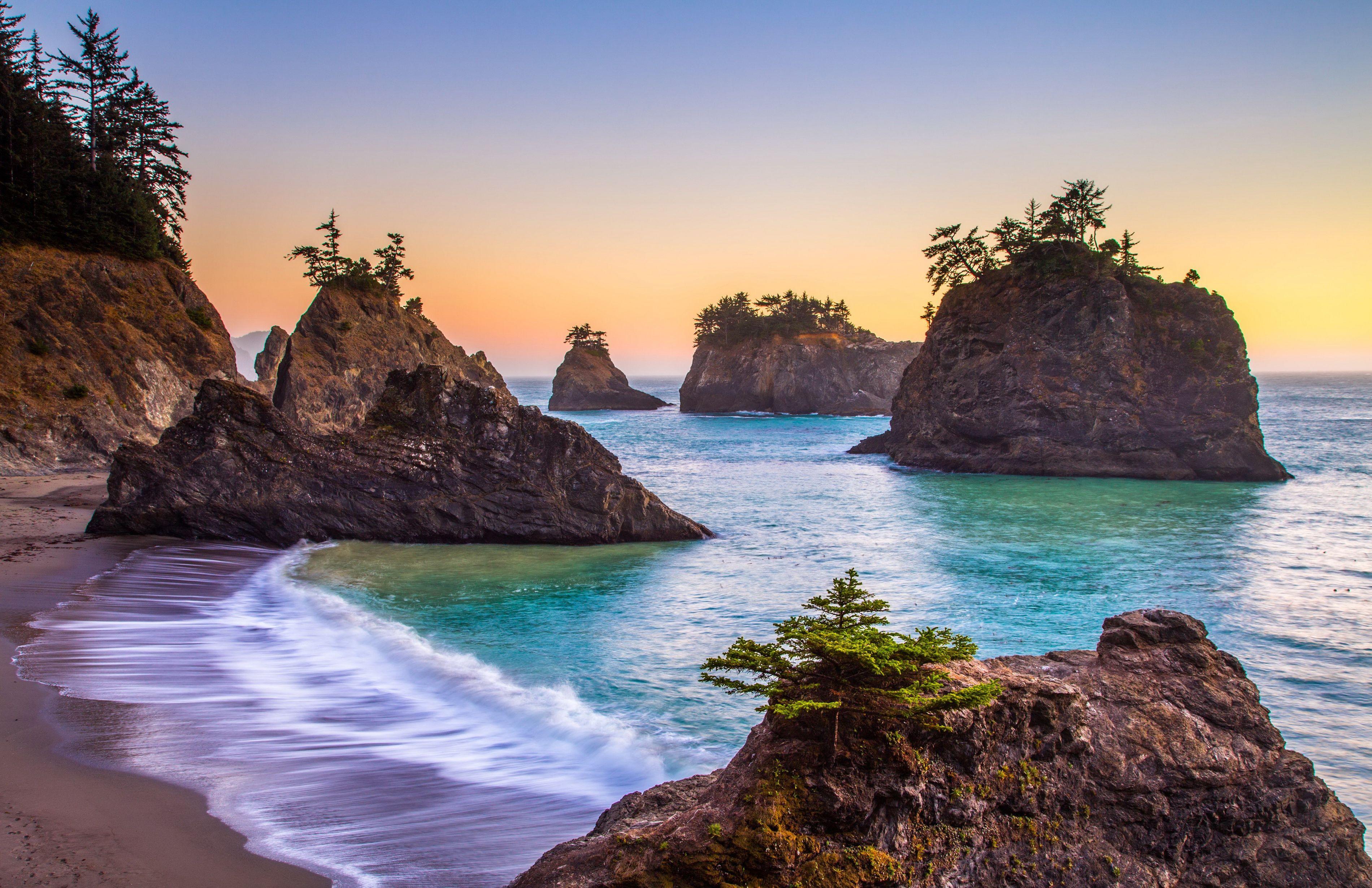 3800x2460 Oregon Coast Desktop Background .