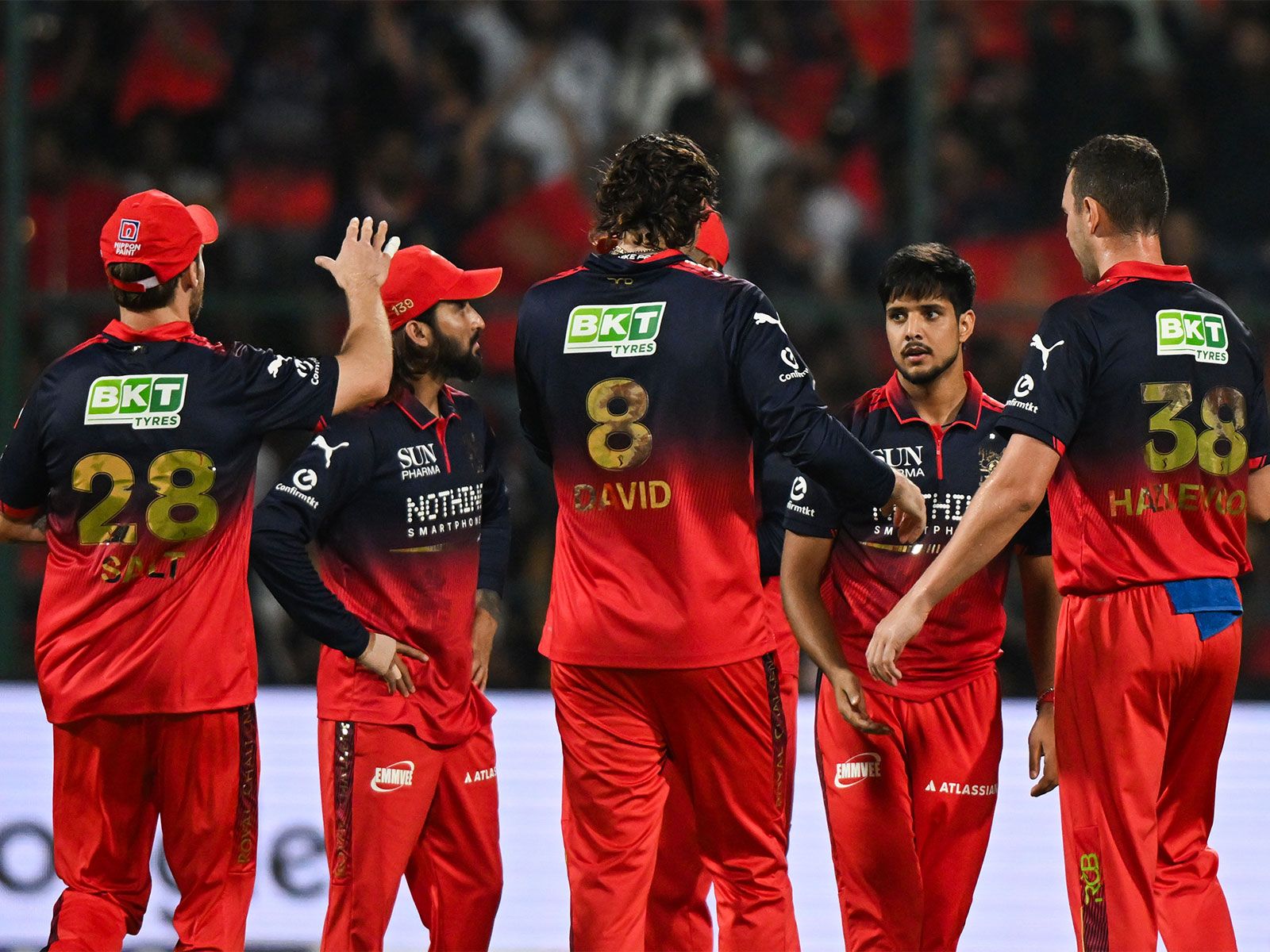 1600x1200 IPL 2026: RCB's Rasikh Salam Dar Four Fer Bundles Out LSG