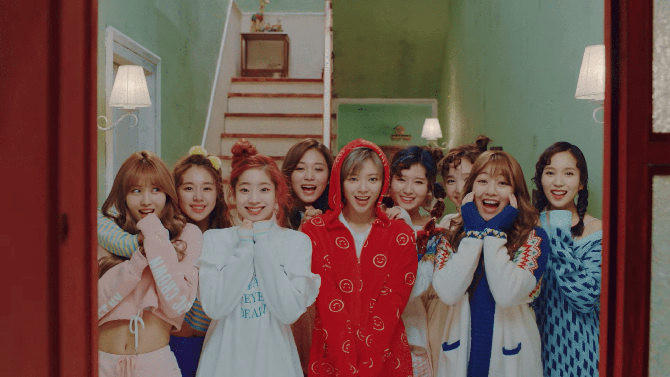 2560x1440 Twice Knock Knock_11