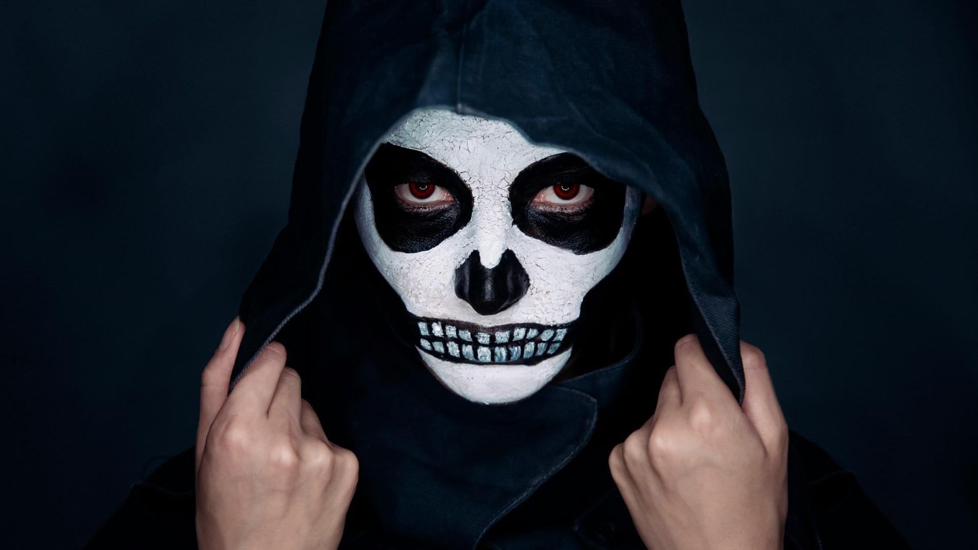 1920x1080 Halloween Mask Wallpaper