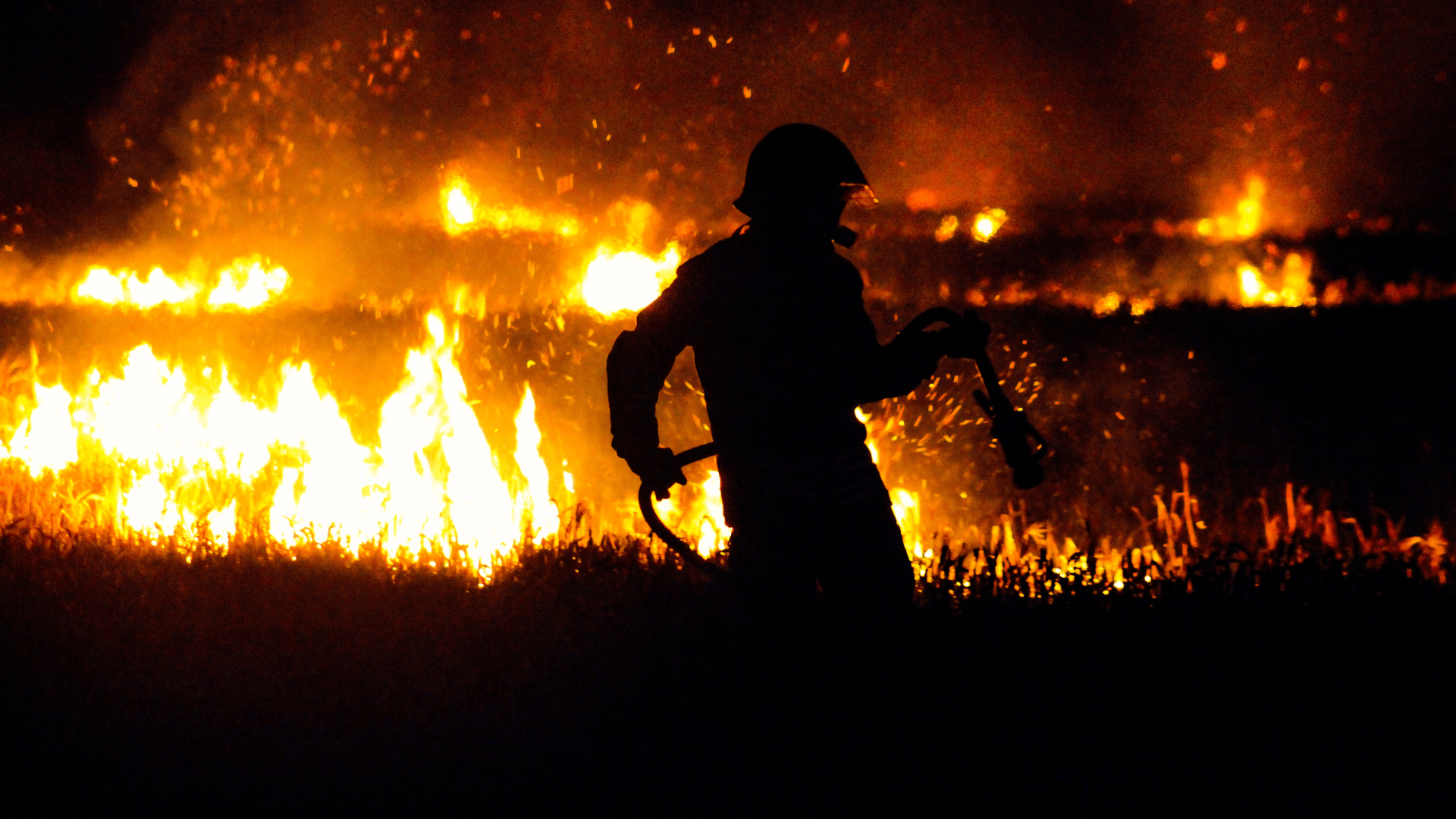 1920x1080 Wildfires: Cuts leaves firefighters with 'impossible' task