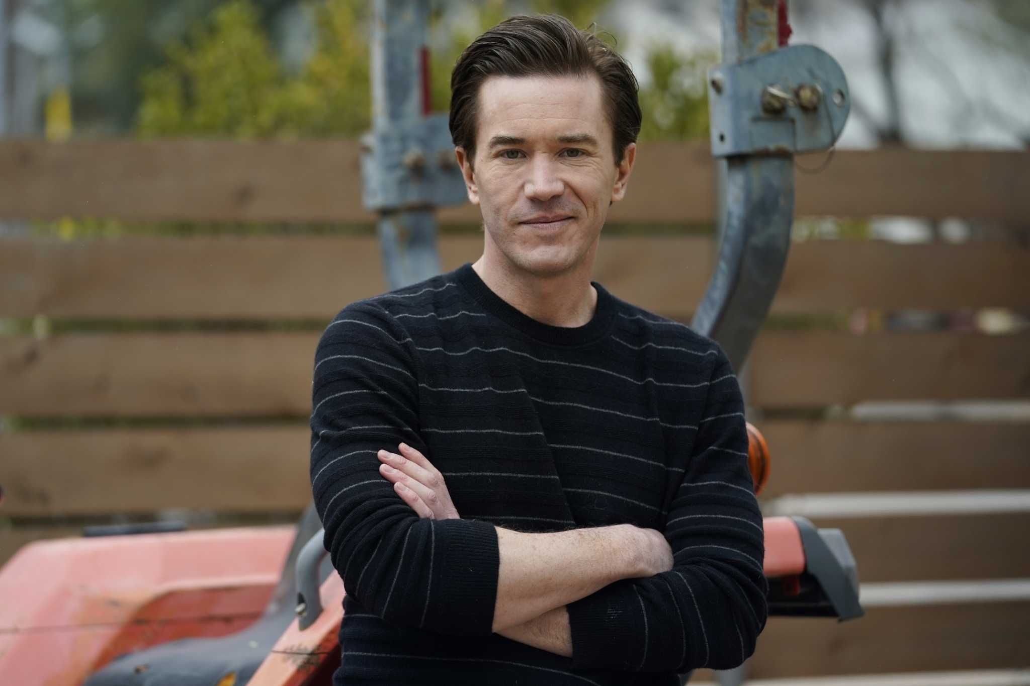 2048x1364 Tom Pelphrey Wallpaper