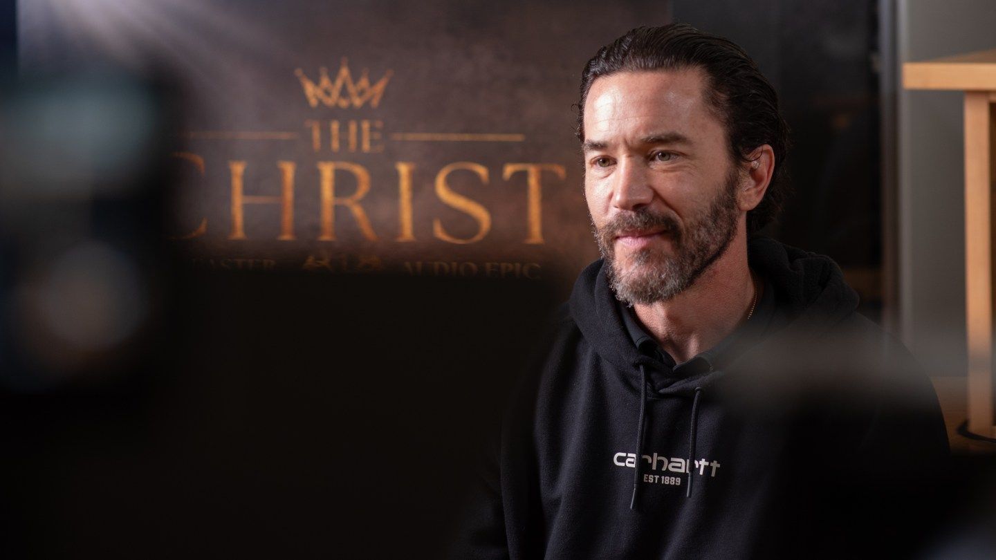 1440x810 Tom Pelphrey Takes on Task of Playing Jesus in 'The Christ' Podcast
