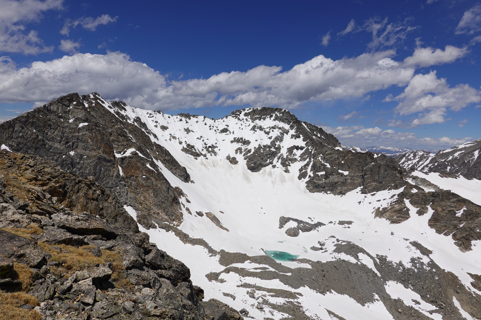 1600x1066 North Arapaho Peak
