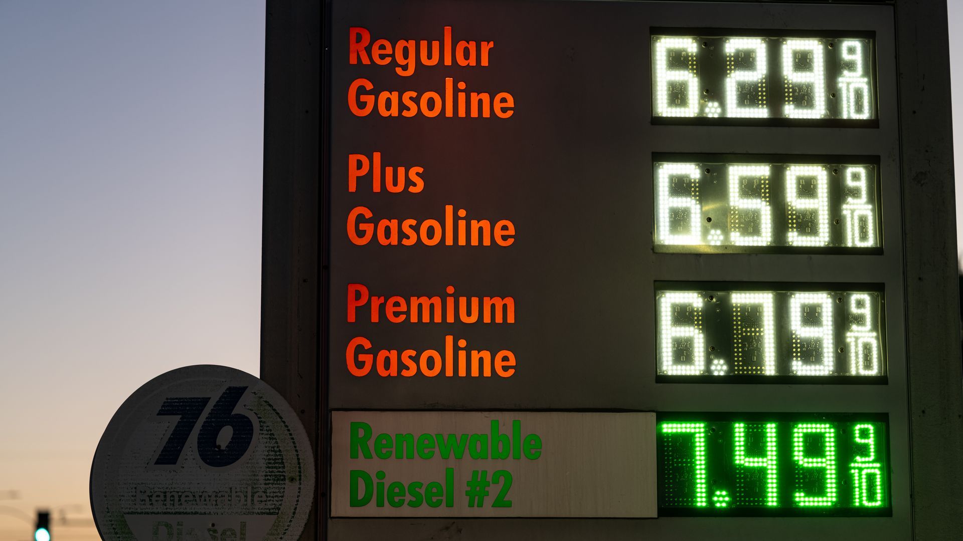 1920x1080 All 50 states top $4 a gallon gas as Iran war impacts linger