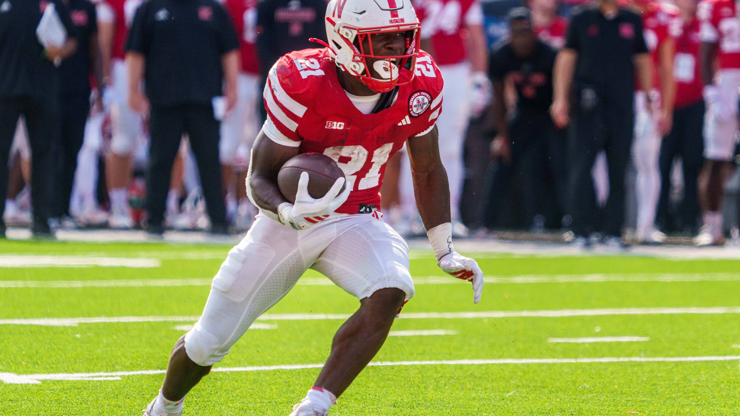 2560x1440 Emmett Johnson NFL Draft Scouting Report