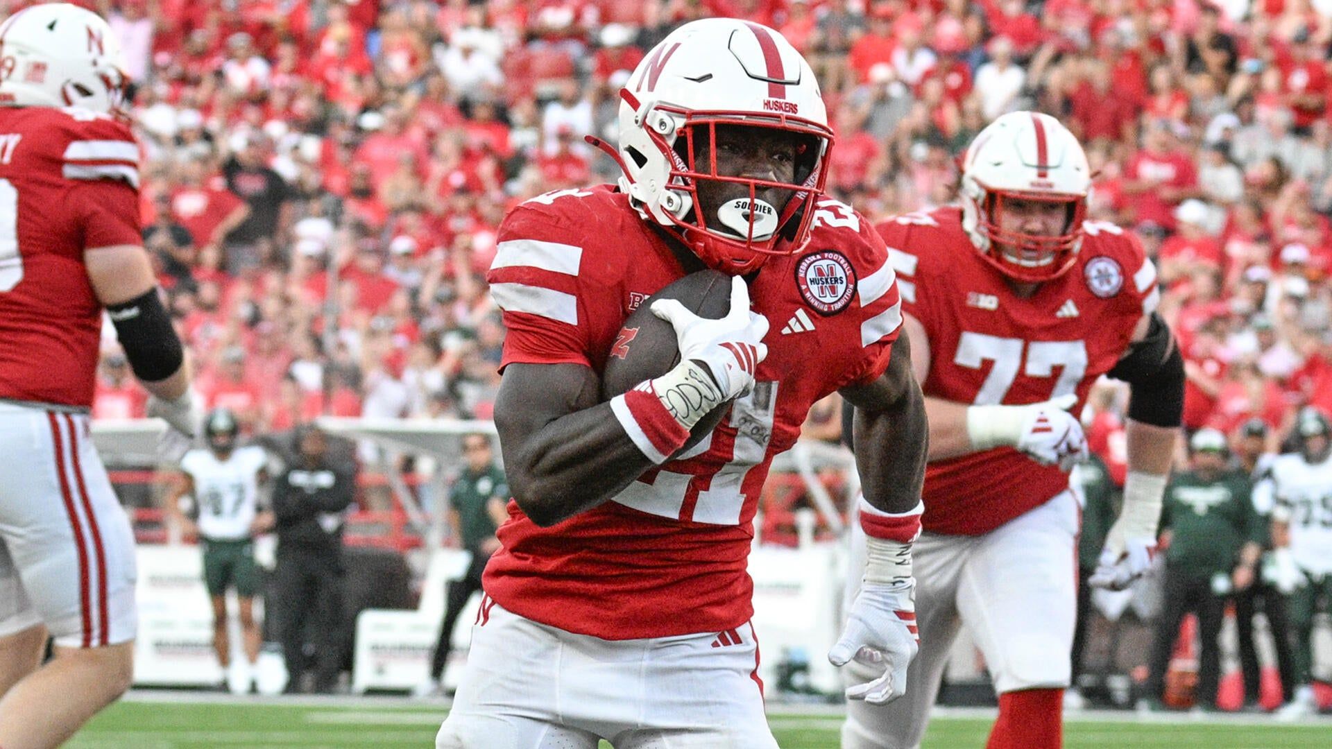 1920x1080 IS HE IN? Emmett Johnson Dives For The Goal Line At End Of 70 Yard Run For Nebraska