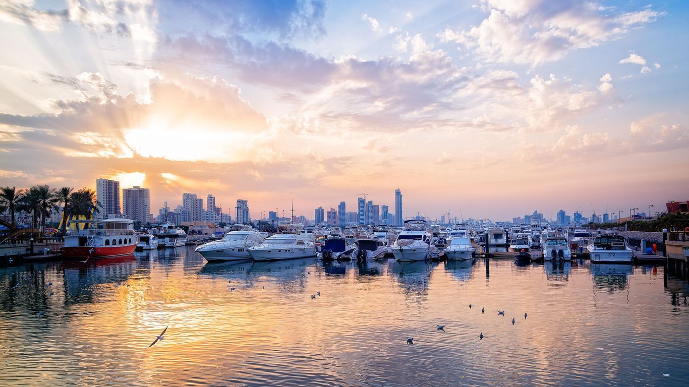 1366x768 $90 CHEAP FLIGHTS from Dubai to Kuwait City (DXB)