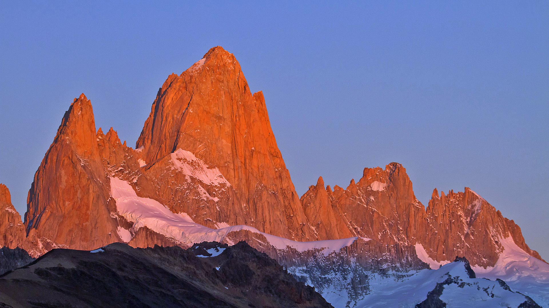 1920x1080 El Chalten photo tours. Mt. Fitz Roy & Cerro Torre. Far South Exp
