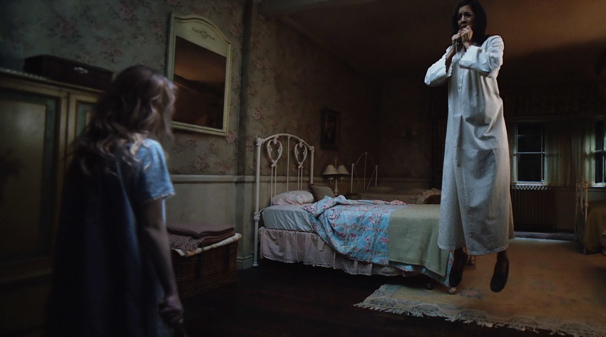2048x1139 Annabelle: Creation (2017)