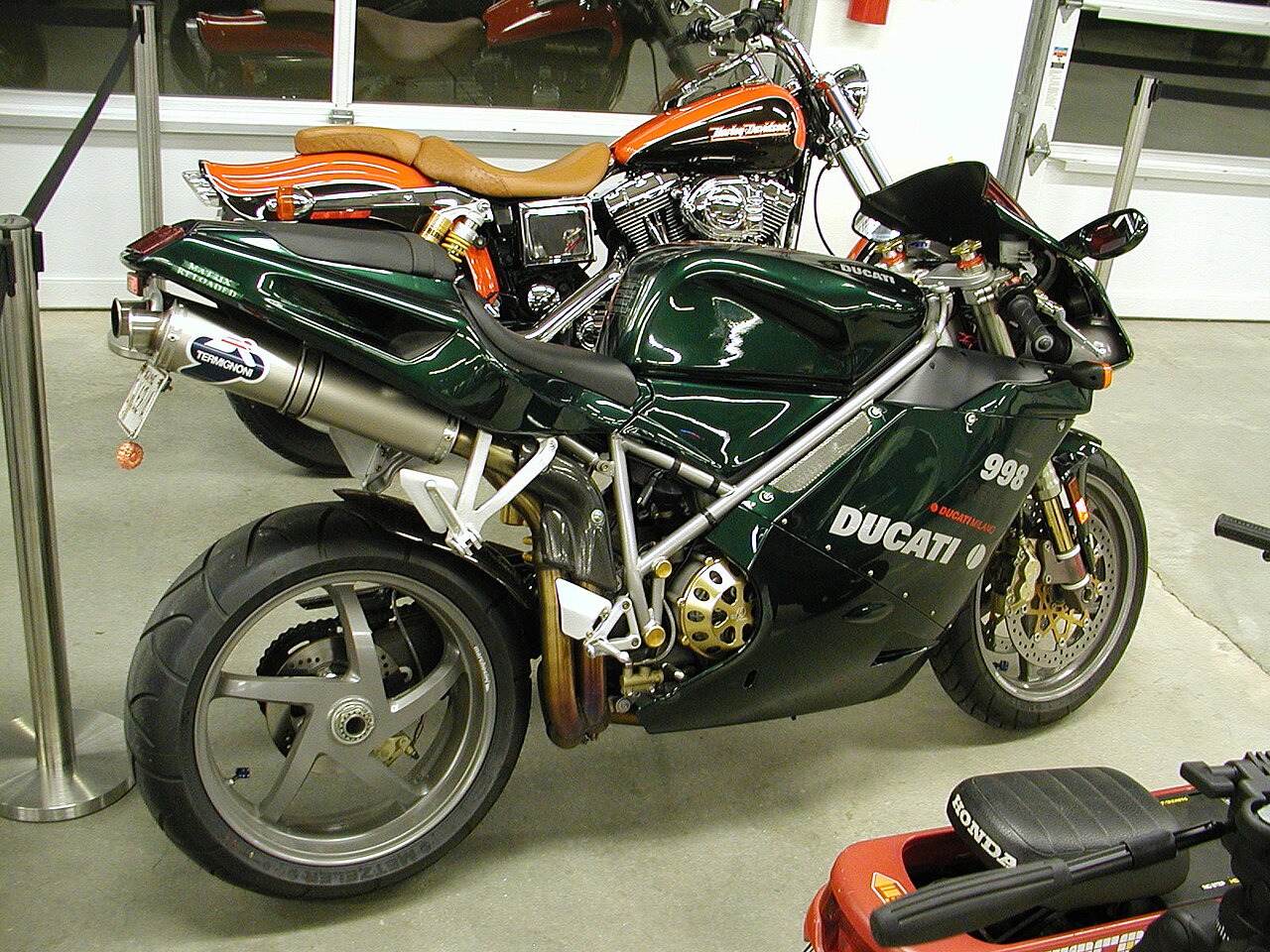 1280x960 Ducati 998