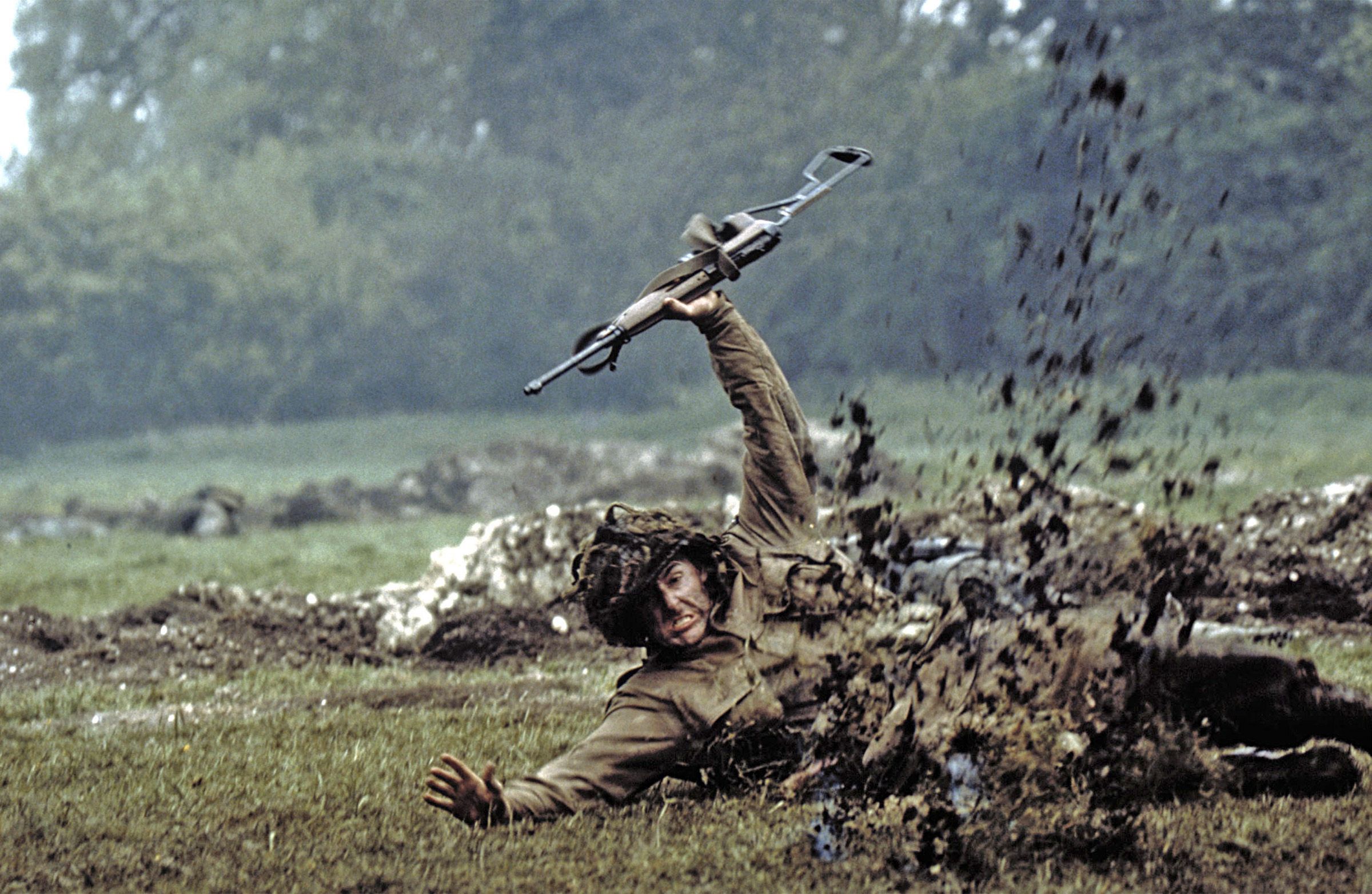 2400x1564 band of brothers, War, Military, Action, Drama, Hbo, Band, Brothers, Soldier, Battle, Weapon, Gun, Explosion Wallpaper HD / Desktop and Mobile Background