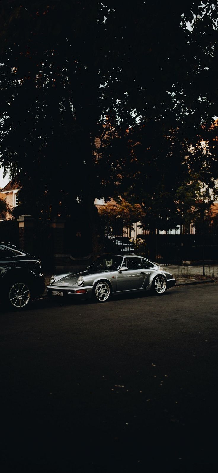 736x1594 Money Cars Wallpaper