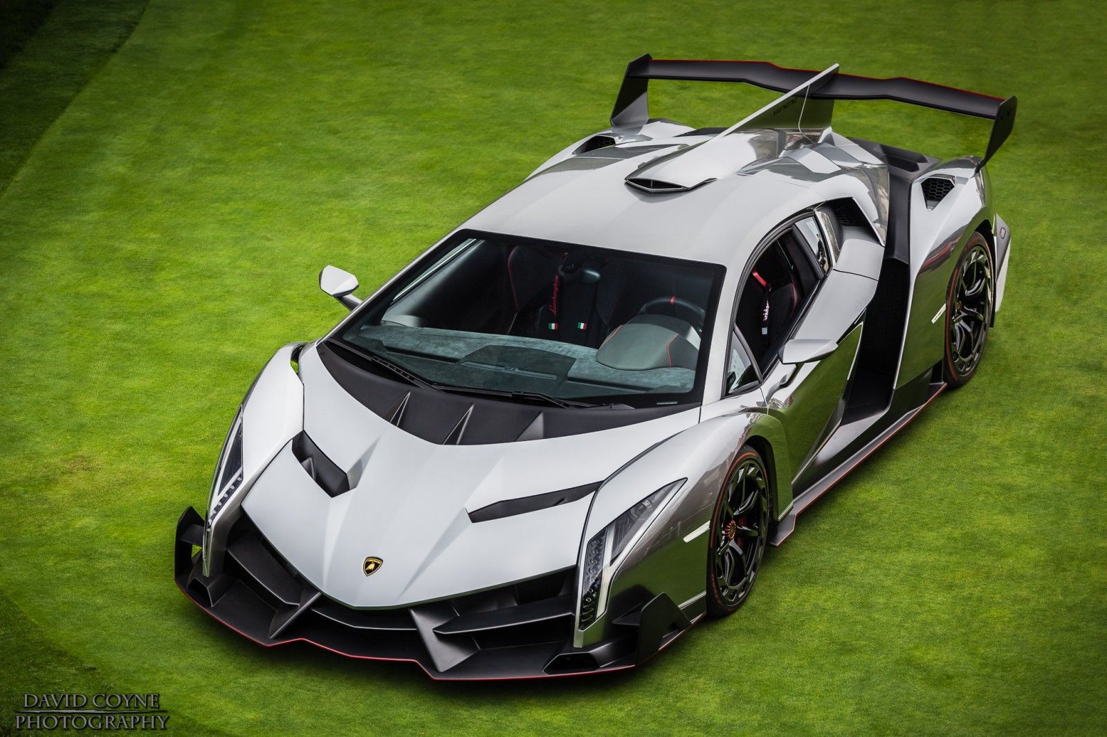 1600x1066 Money Lamborghini Wallpaper