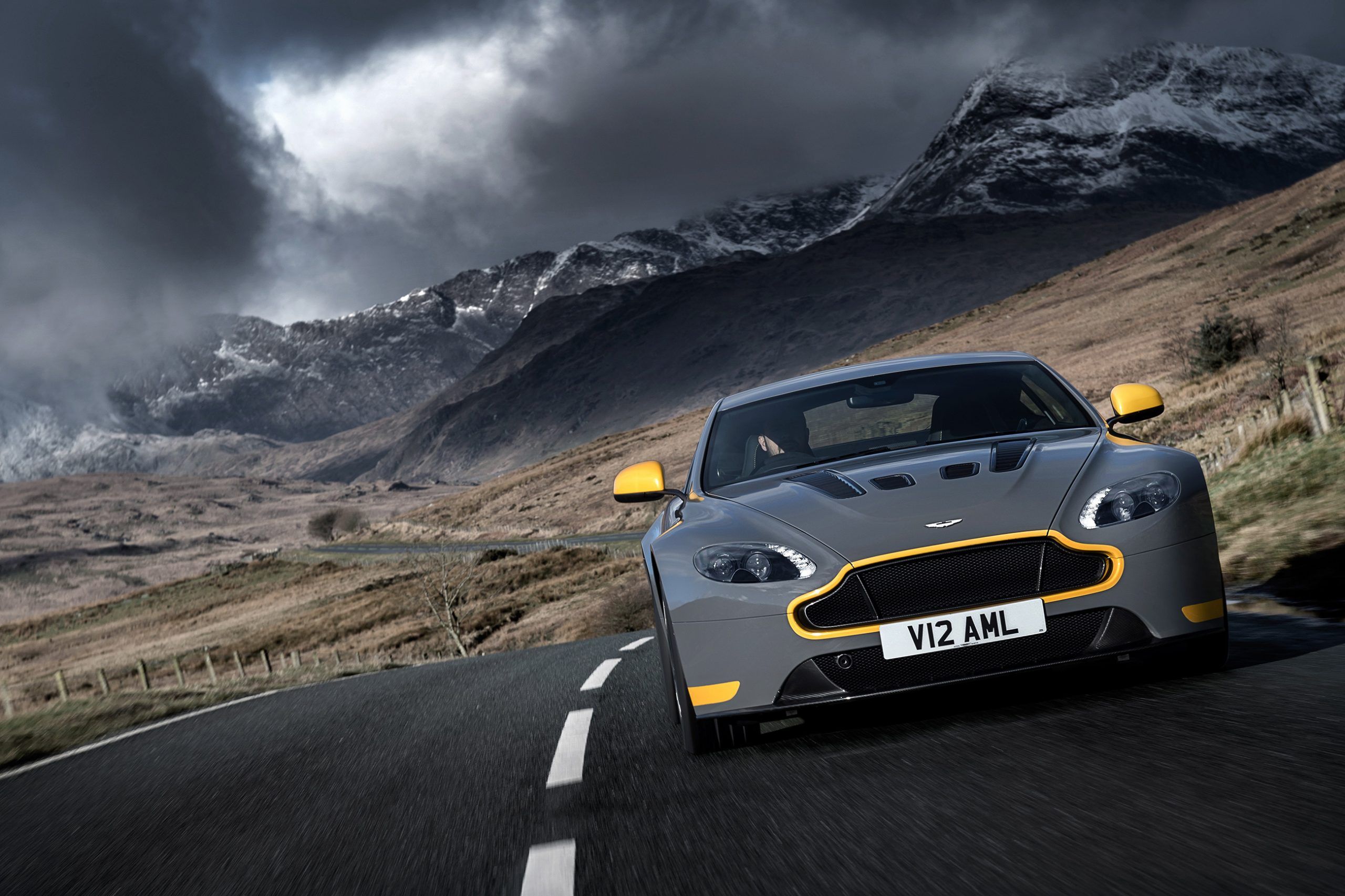 2560x1706 The best sub-£100k investment cars for 2024 Classic Solutions