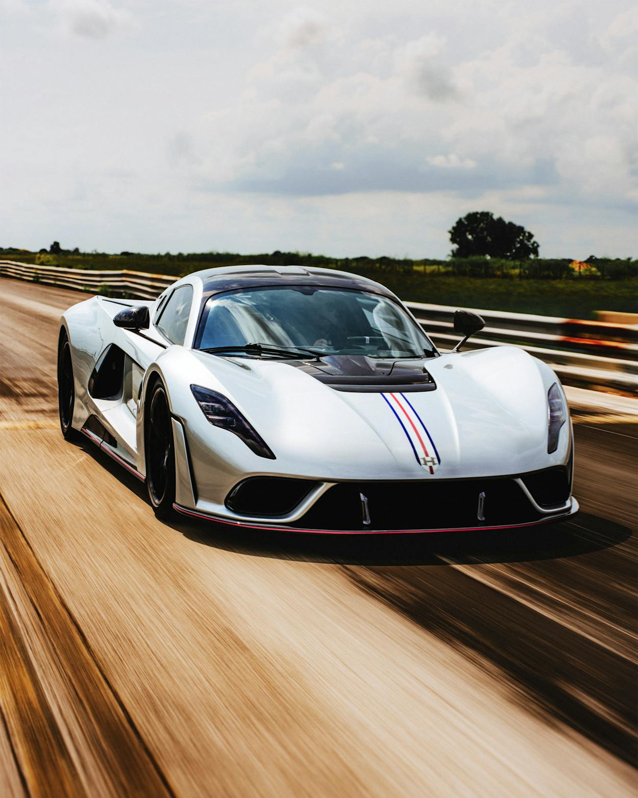 1250x1563 John Hennessey's Quest to Build the World's Fastest Car