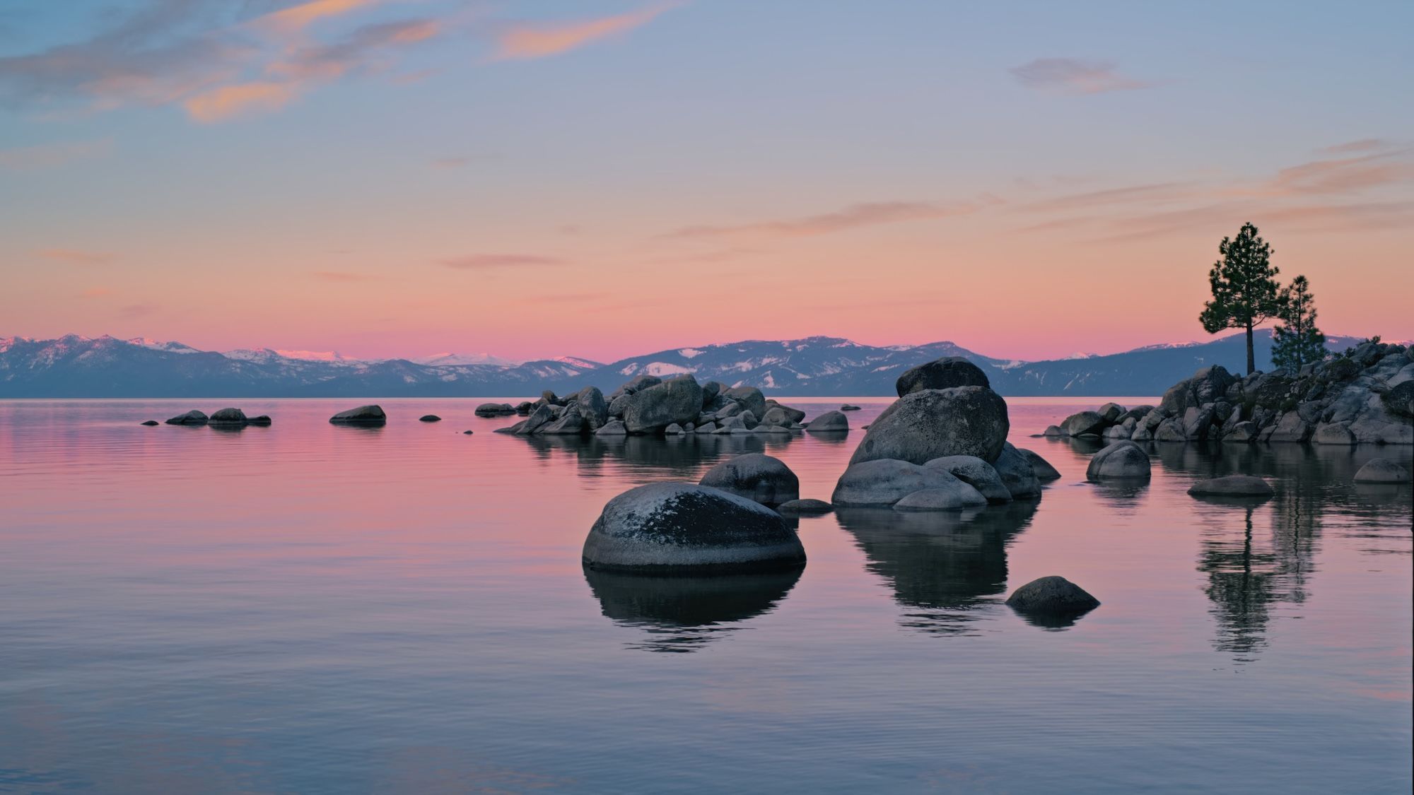 2000x1125 macOS Tahoe 26's Default Wallpaper
