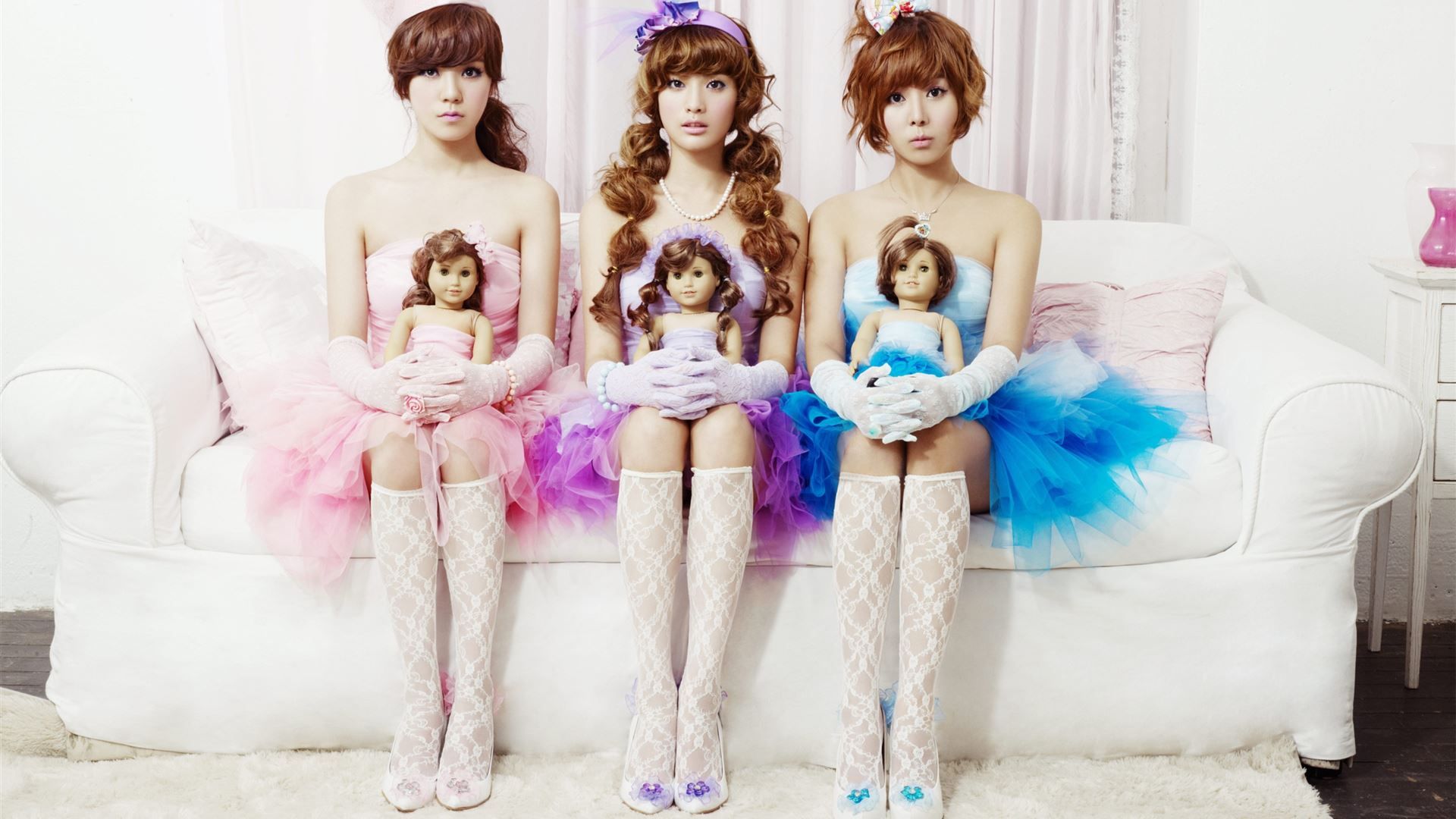 1920x1080 Orange Caramel MacBook Air Wallpaper Download