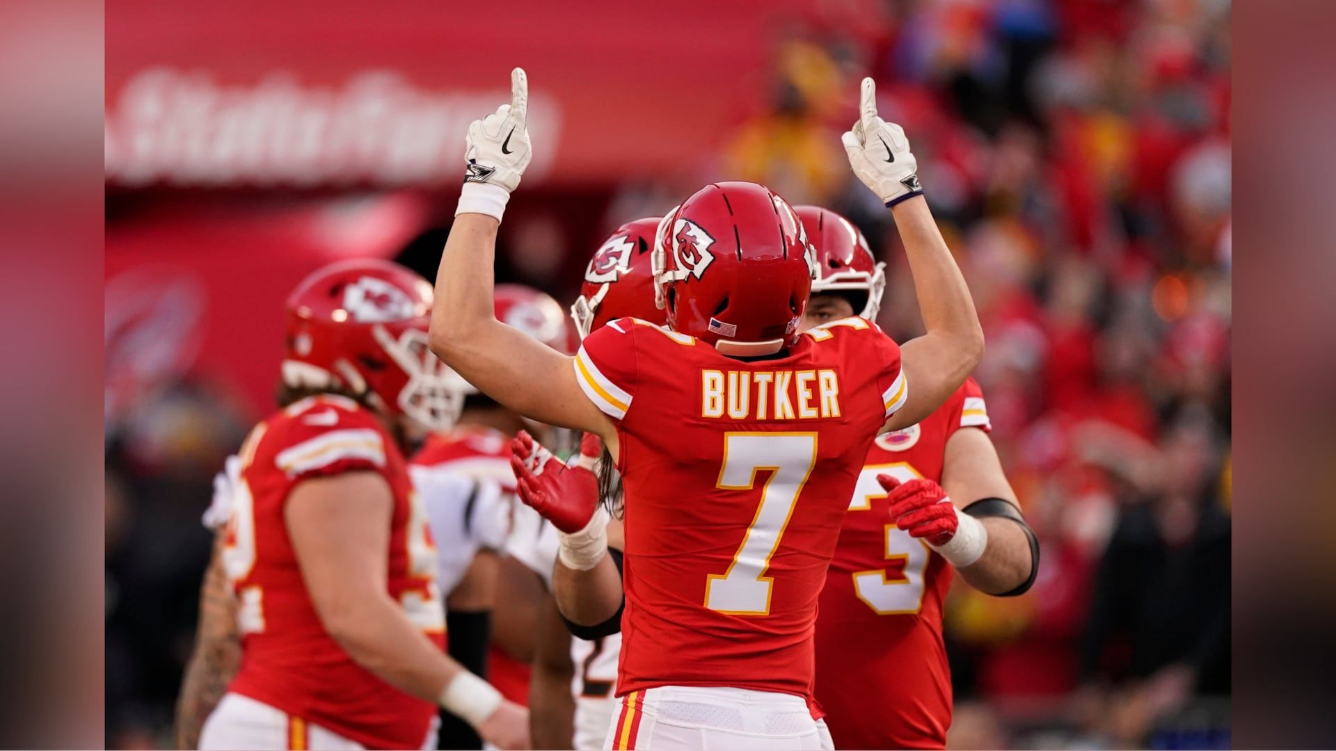 1920x1080 Chiefs Kingdom weighs in on Harrison Butker’s commencement speech