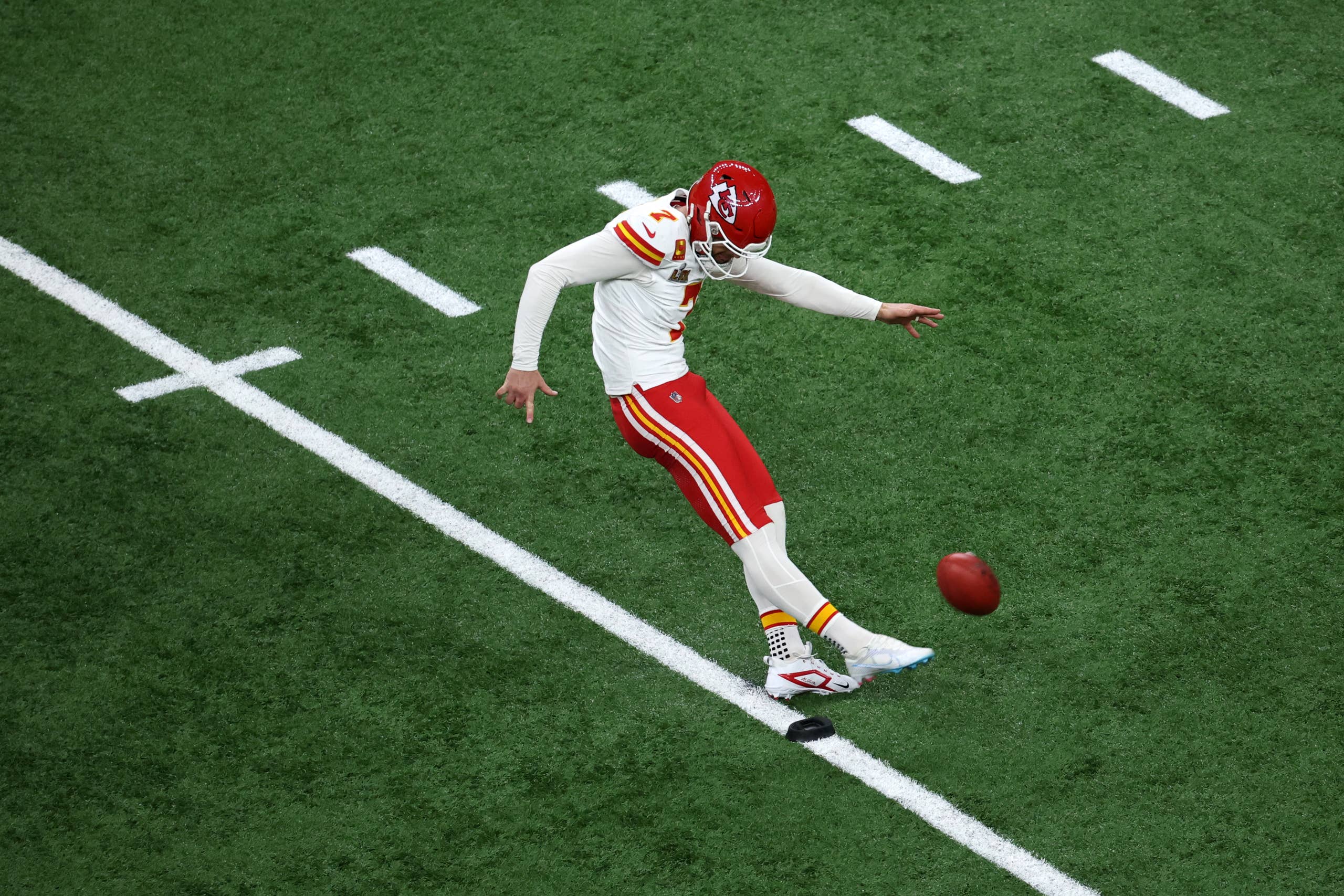 2560x1707 Chiefs Fans Want Harrison Butker Released After Costly Mistake