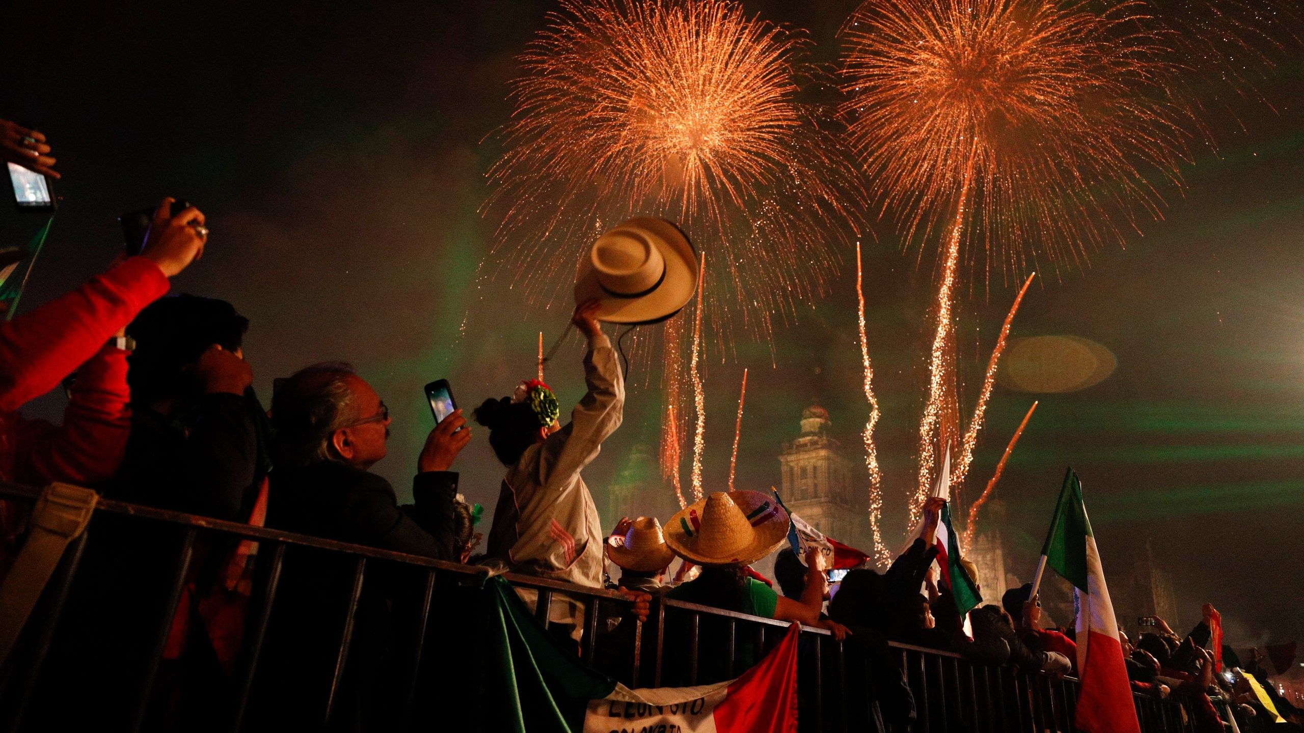 2560x1440 Mexican Independence Day events in San Diego, Tijuana