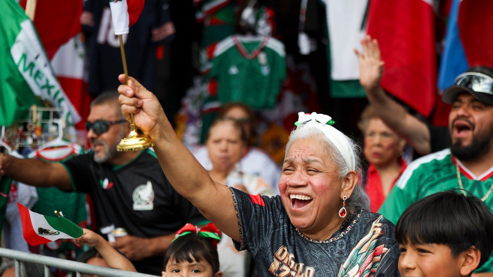1600x900 Photos: Mexican Independence Day celebrations in Chicago