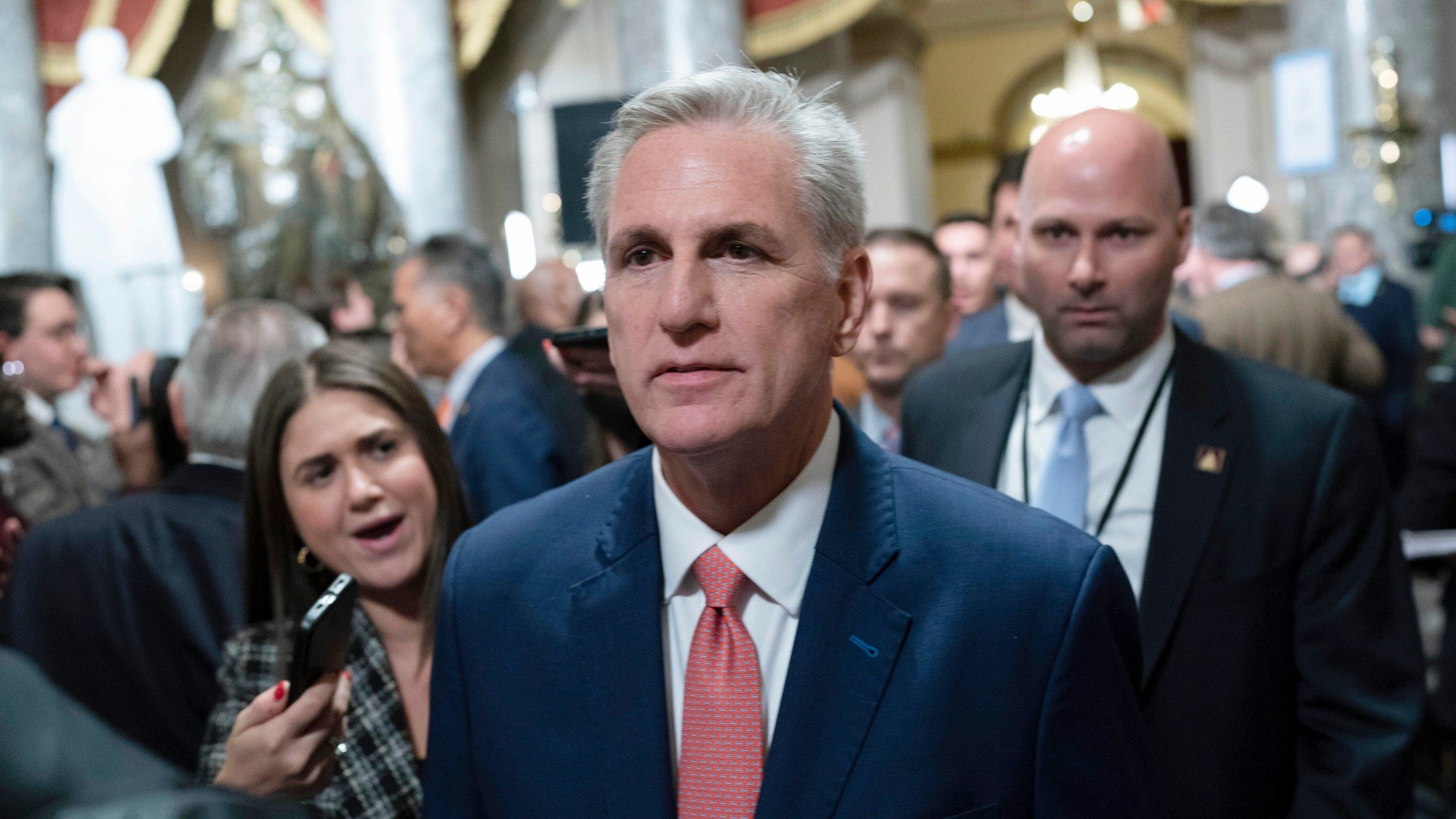 2560x1440 McCarthy defends giving Tucker Carlson Jan. 6 trove access