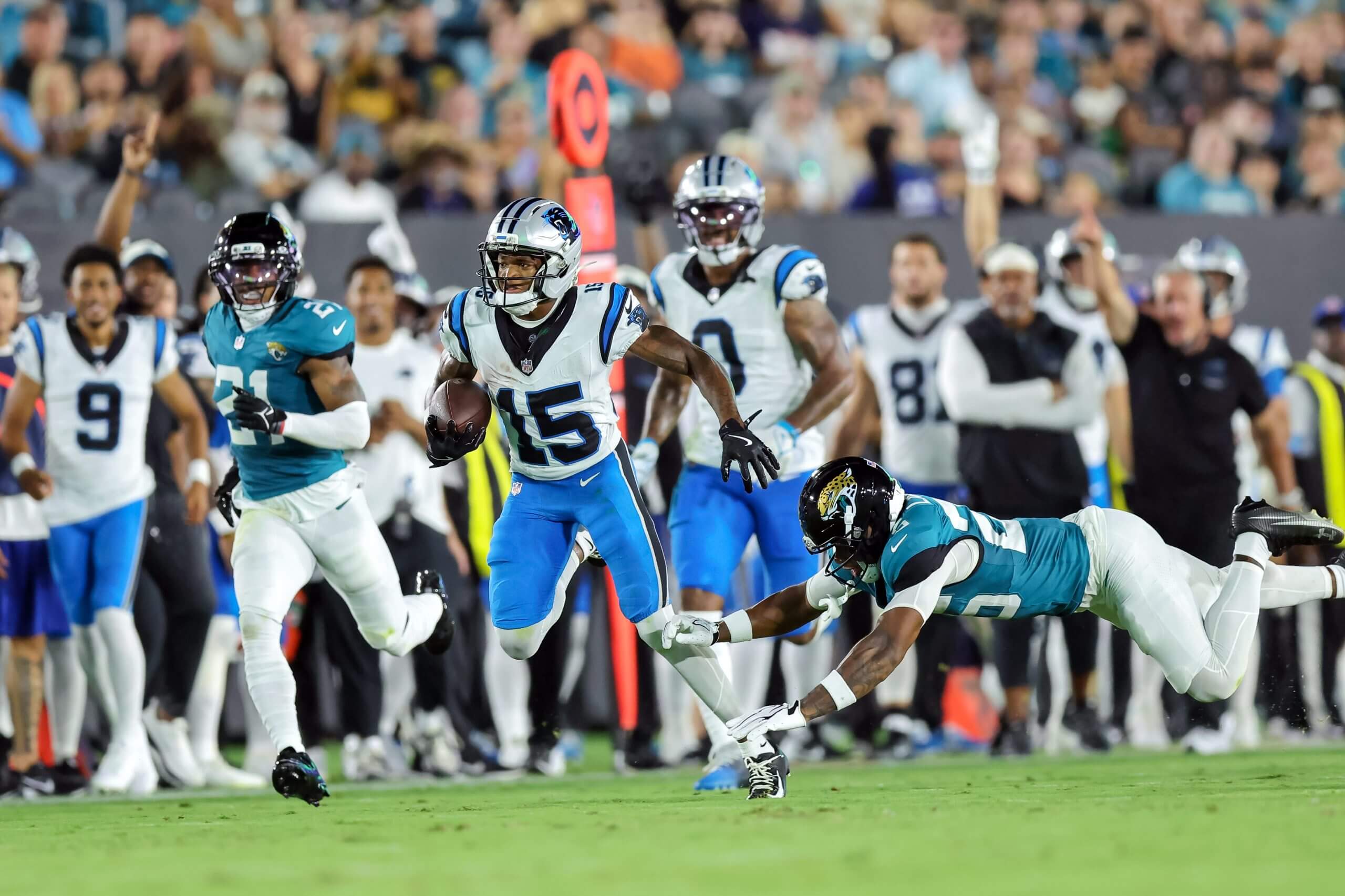 2560x1706 Panthers stock report: Jimmy Horn's speed on display against Jaguars