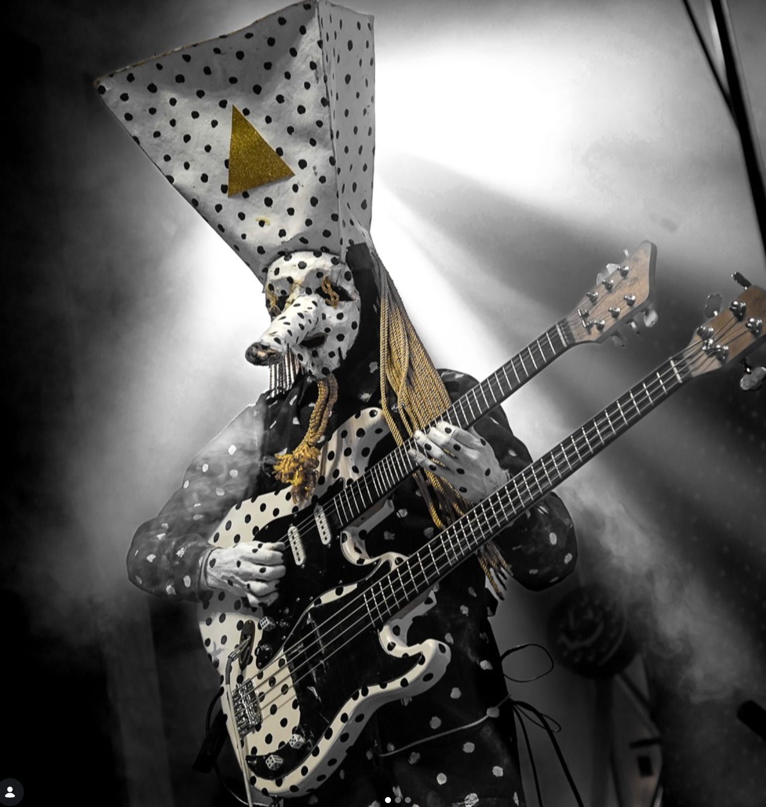 1540x1624 Is This the Weirdest Band in the World? Steve Pratt