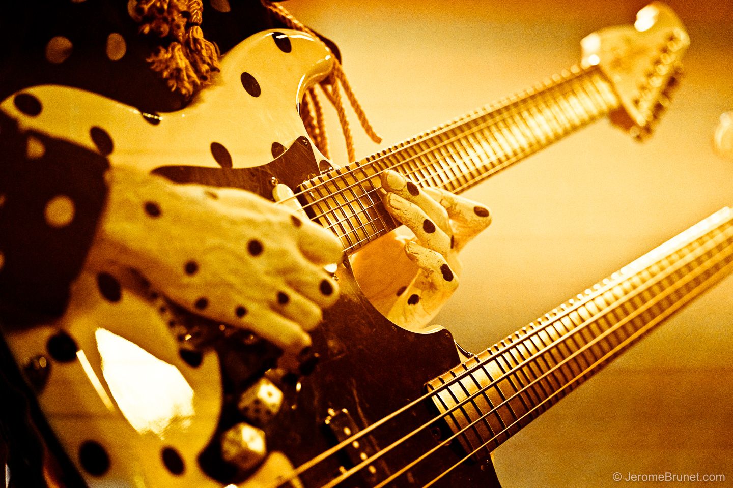 1440x960 Rock Cellar Magazine: Angine De Poitrine Mesmerize LA On Sold Out U.S. Tour