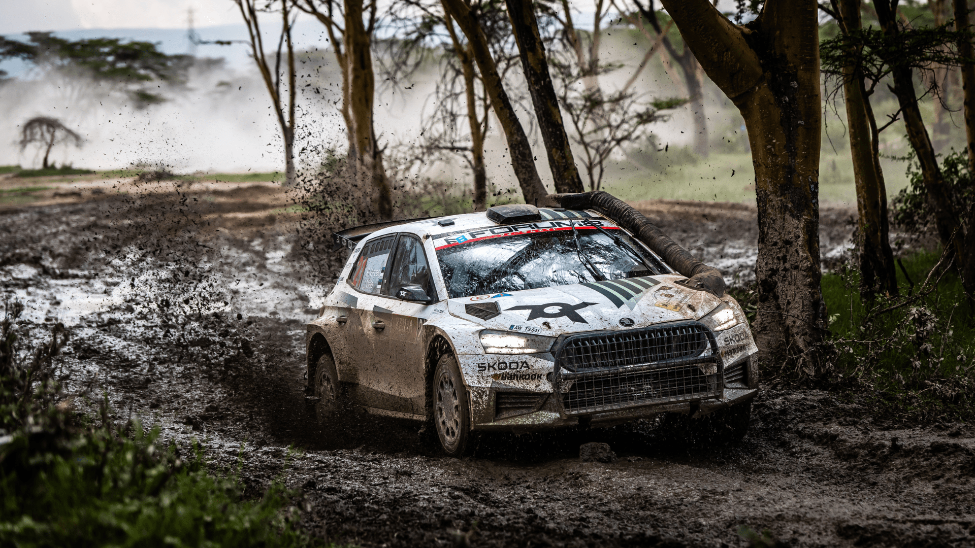 1920x1080 Success in the Mud. Safari Rally Kenya - Škoda Motorsport