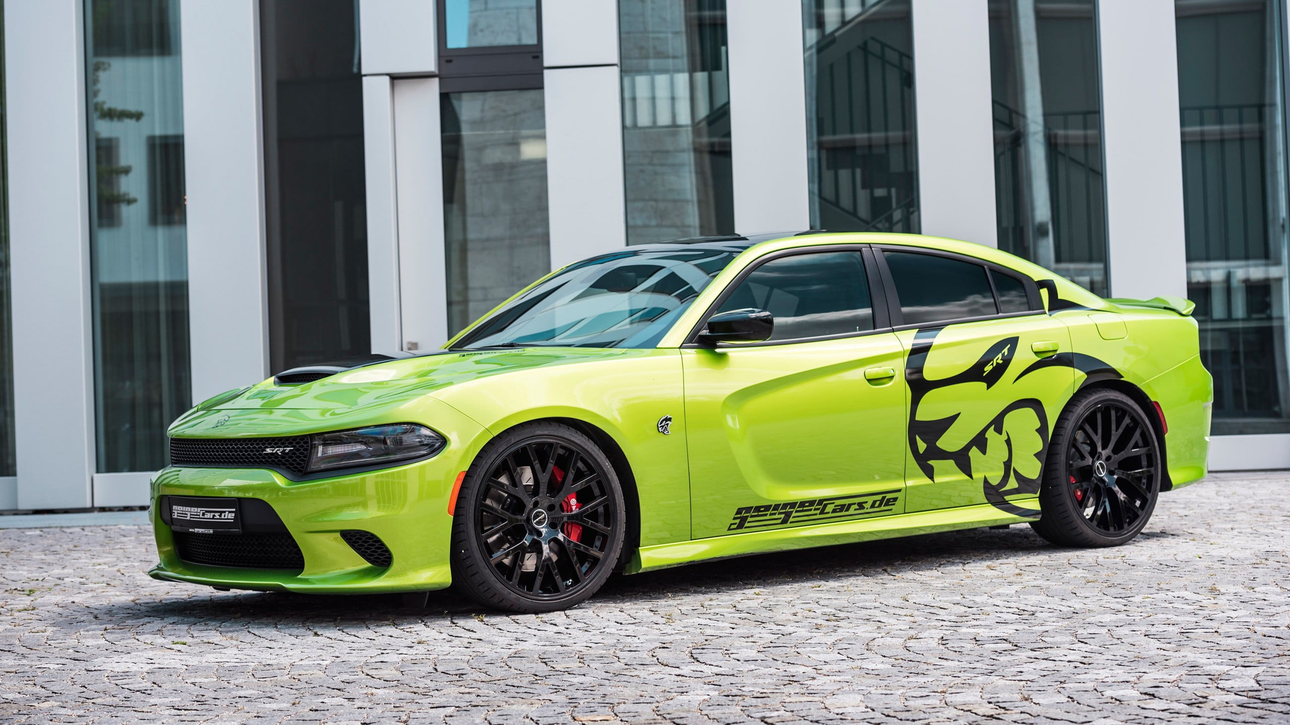 2560x1440 Green and black coupe, car, green car, Dodge Charger Hellcat HD wallpaper