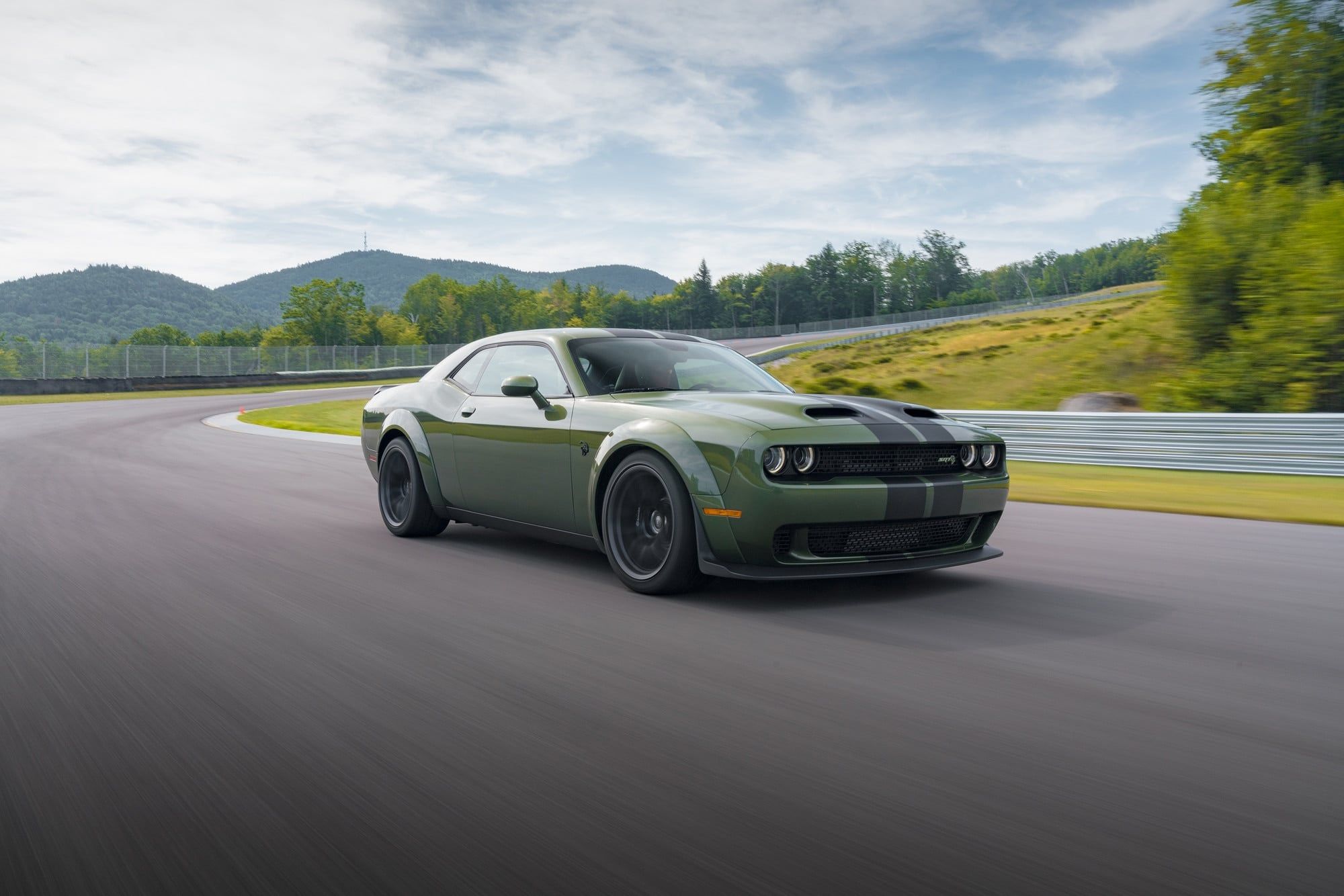 2000x1334 Green Dodge Challenger Hellcat Redeye driving the track [2048x1360]