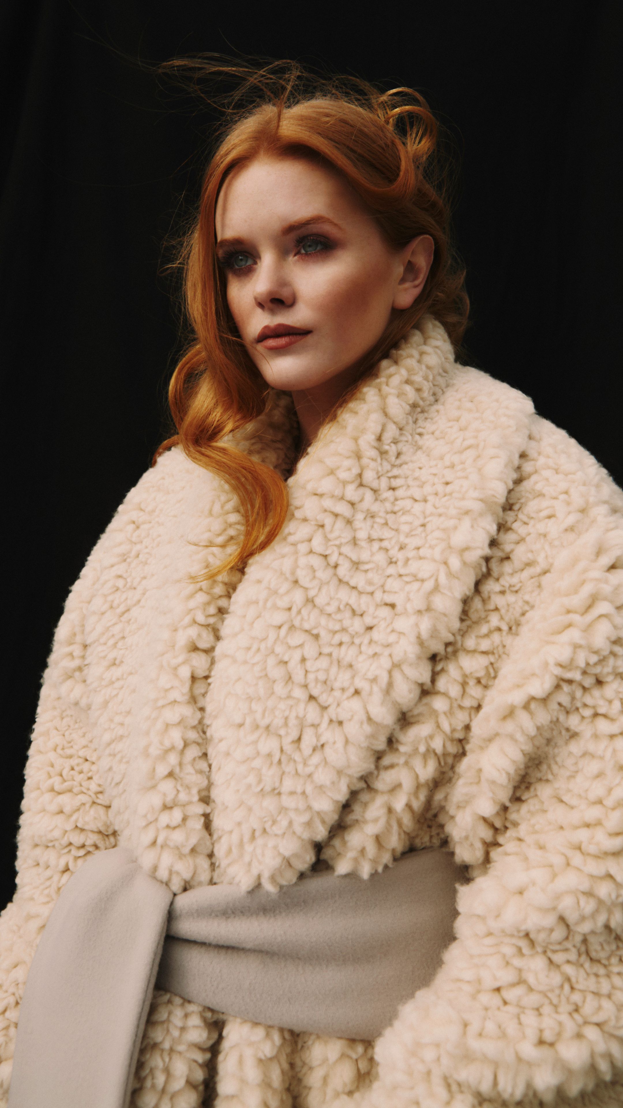 2160x3840 Abigail Cowen LOfficiel USA Sony Xperia X, XZ, Z5 Premium , HD 4k Wallpaper, Image, Background, Photos and Picture