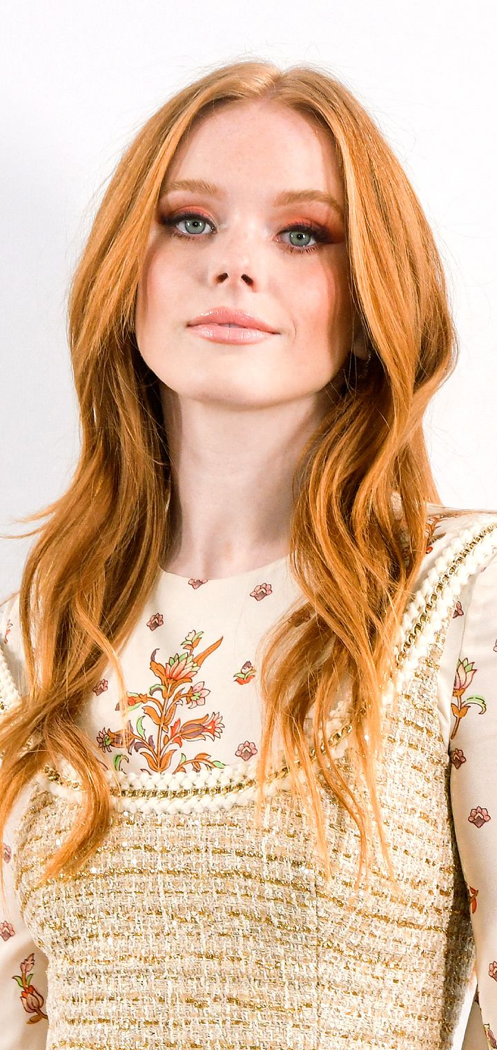 720x1520 abigail cowen wallpaper. Explore Tumblr posts and blogs