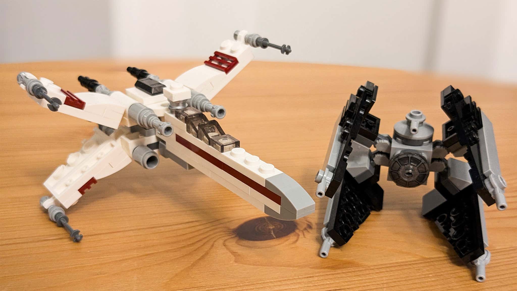 2048x1152 The Surprising Joy of Lego's $5 Mini Builds