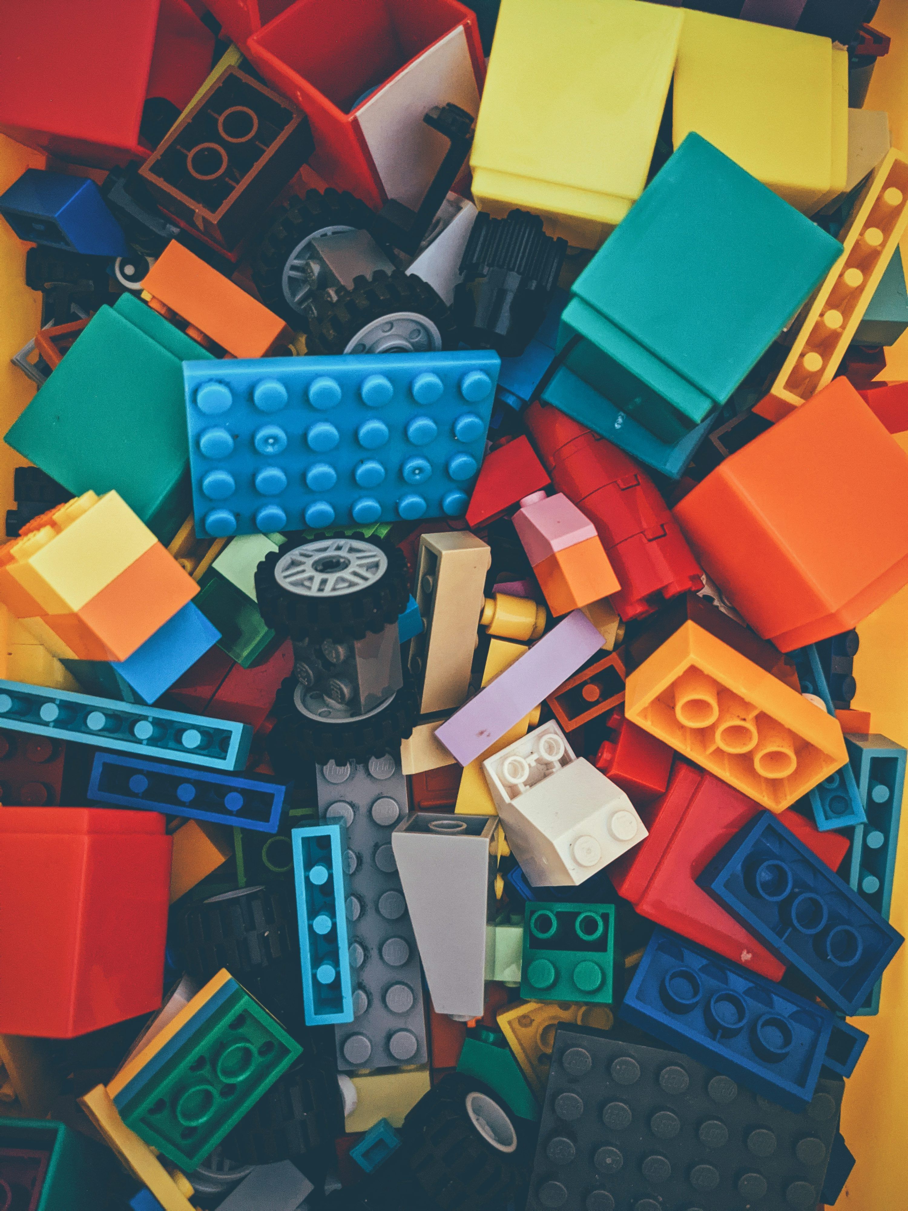 3000x4000 Blue red and yellow lego blocks